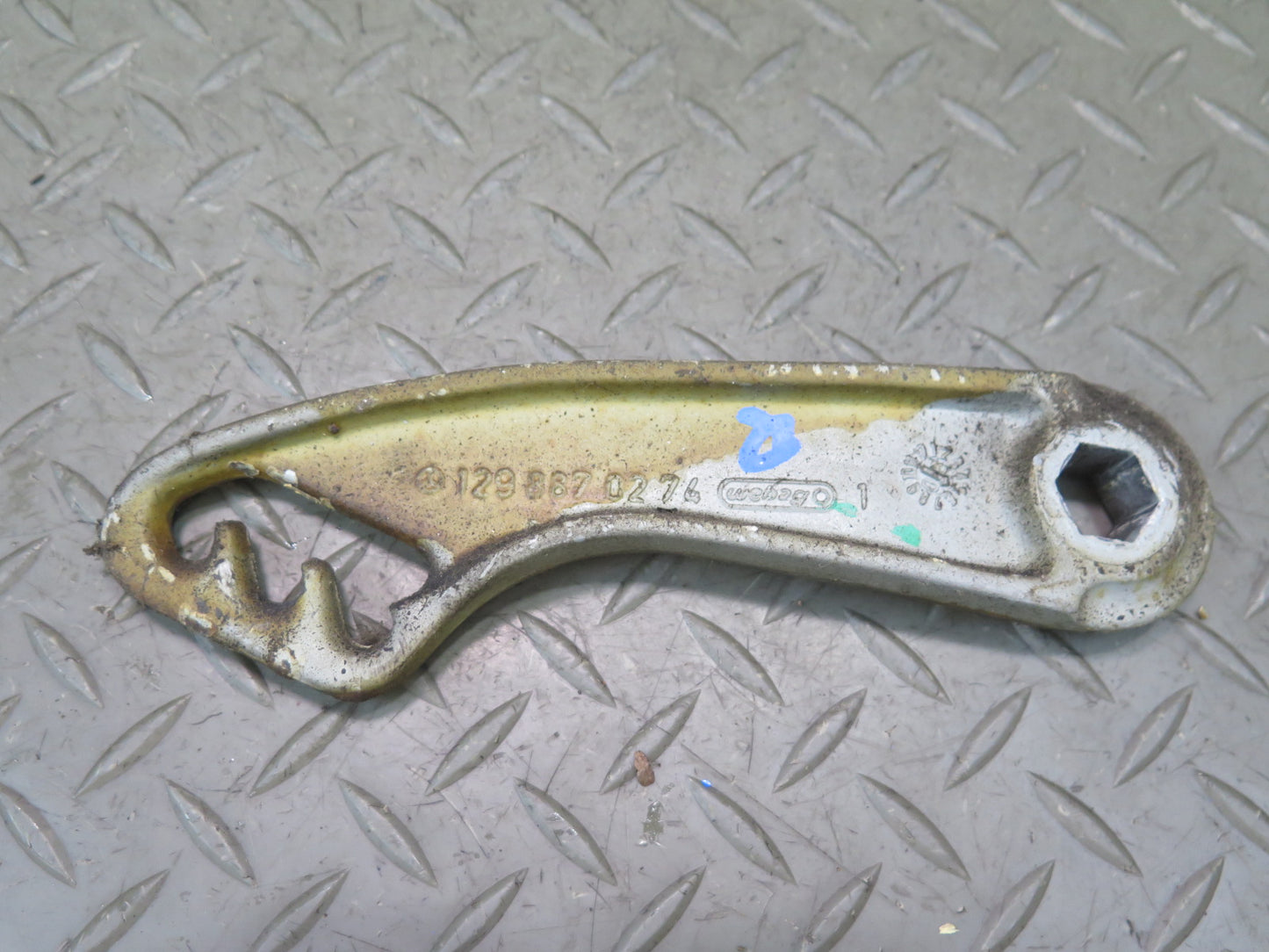 86-93 Mercedes W124 Front Left & Right Hood Hinge Set OEM