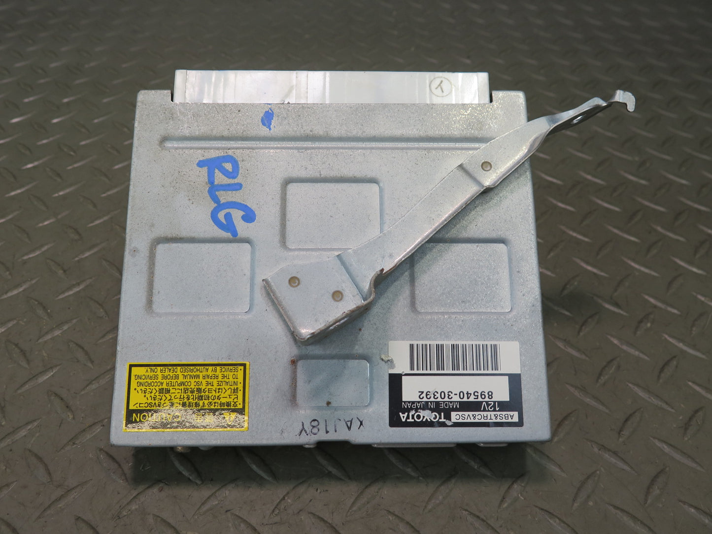 01-05 Lexus UZS160 GS300 GS430 ABS TRC VSC Control Module Unit 89540-30392 OEM