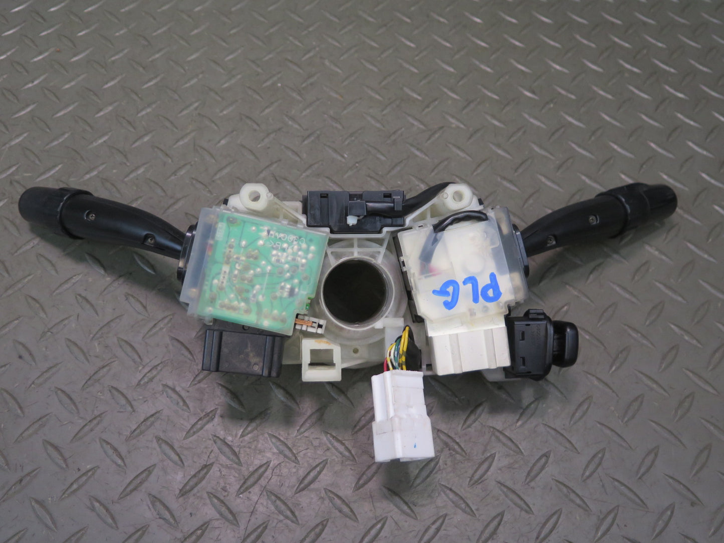 01-05 Lexus GS300 GS430 Steering Column Wiper Turn Signal Multi Switch OEM