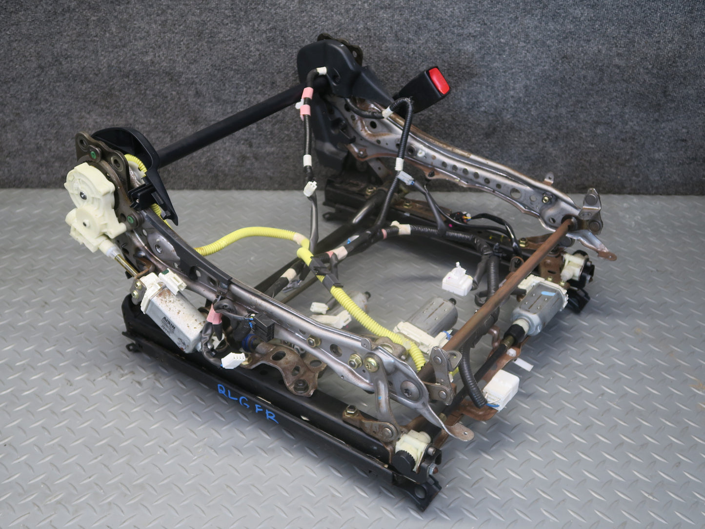 00-05 Lexus JZS160 GS430 Front Right Seat Lower Frame Track Rail w Motor OEM