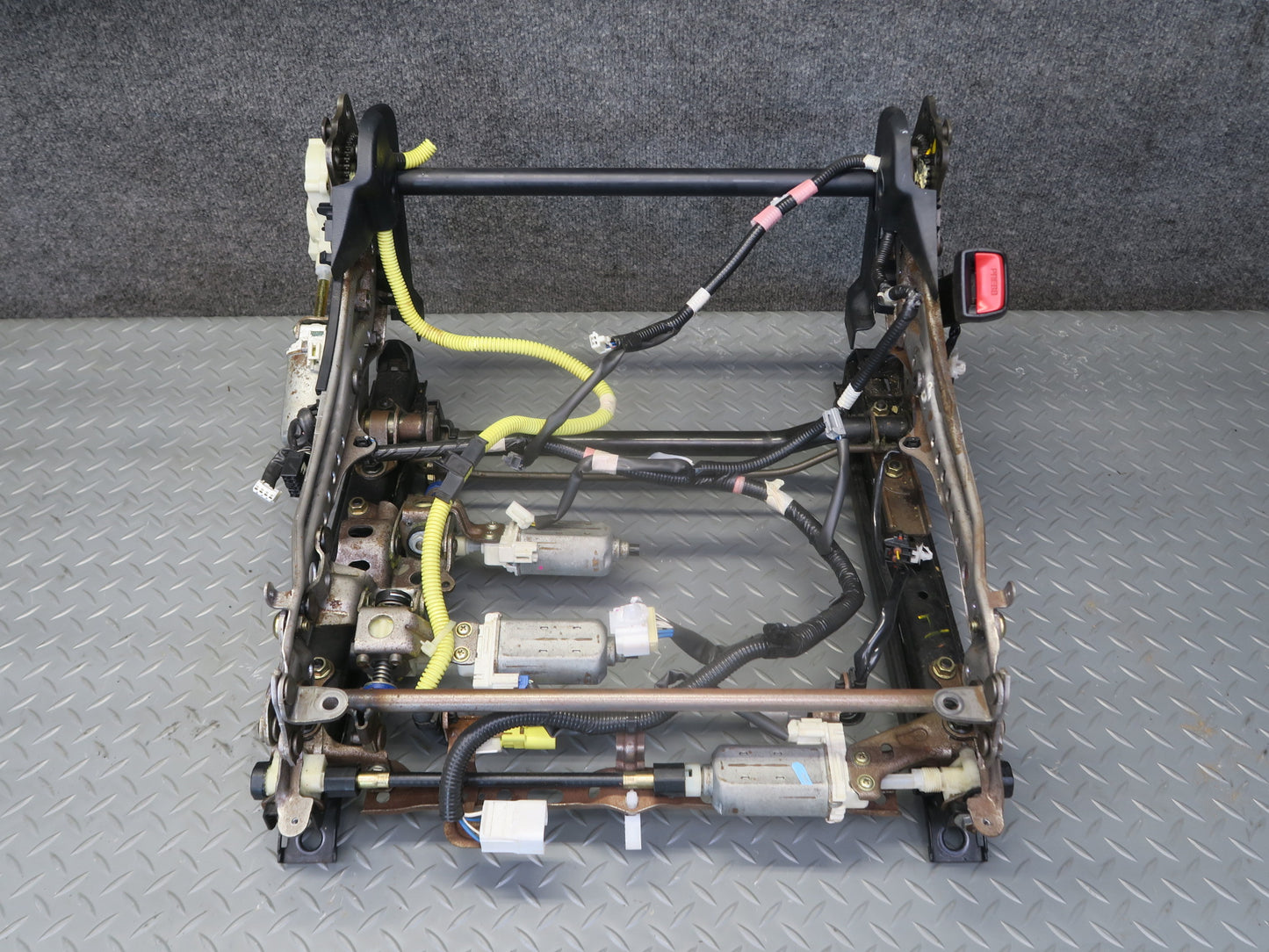00-05 Lexus JZS160 GS430 Front Right Seat Lower Frame Track Rail w Motor OEM