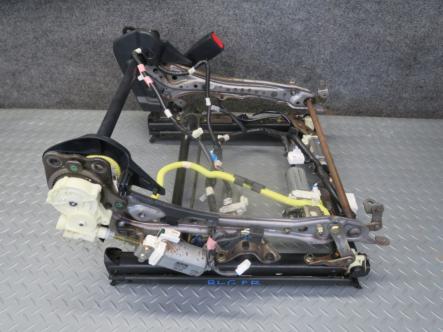 00-05 Lexus JZS160 GS430 Front Right Seat Lower Frame Track Rail w Motor OEM