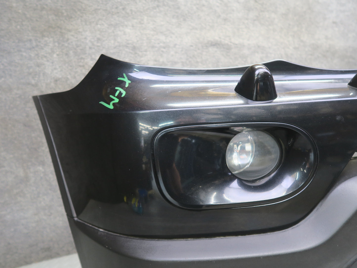04-06 BMW E53 X5 4.8is Front Bumper Cover Black w Fog Lights PDC Sensors OEM