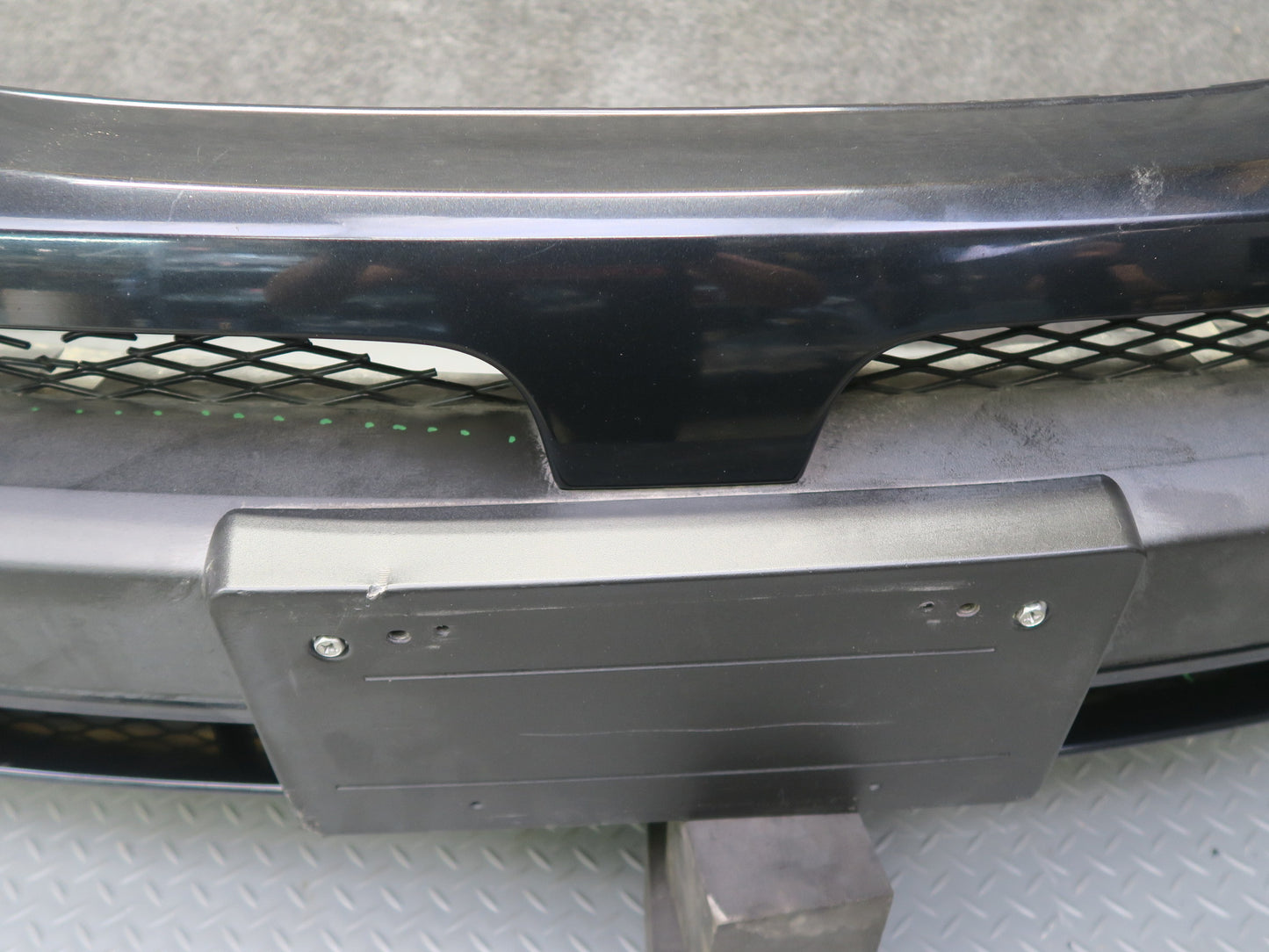 04-06 BMW E53 X5 4.8is Front Bumper Cover Black w Fog Lights PDC Sensors OEM