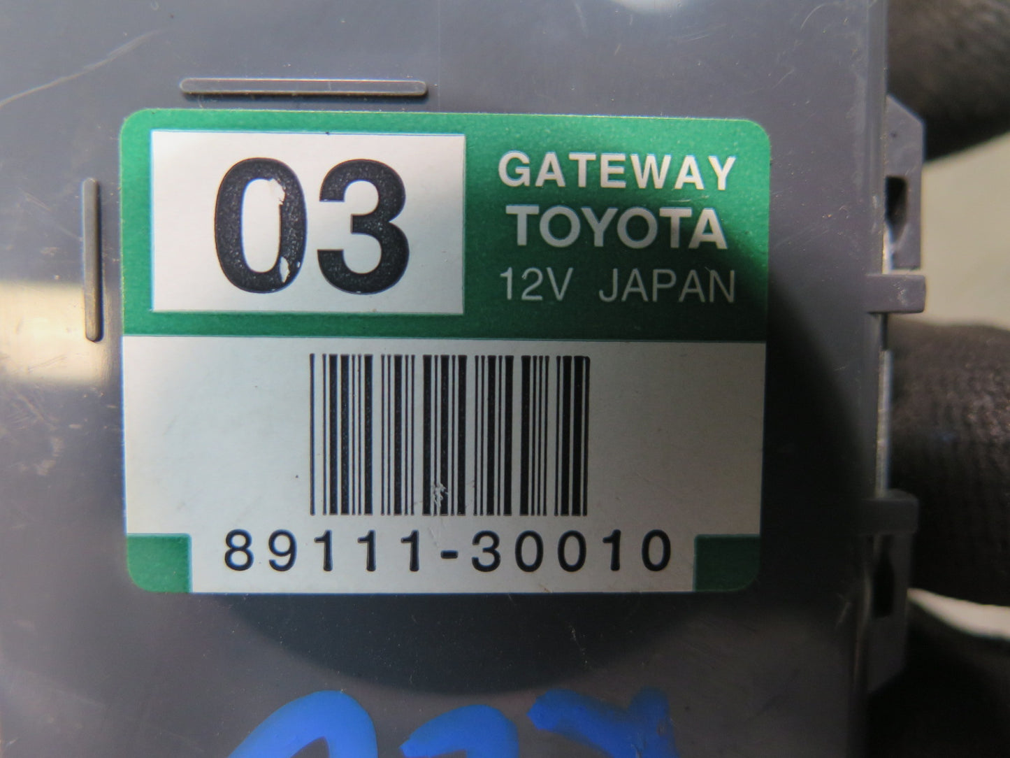 01-05 Lexus UZS160 GS300 GS430 Network Gateway Control Module 89111-30010 OEM