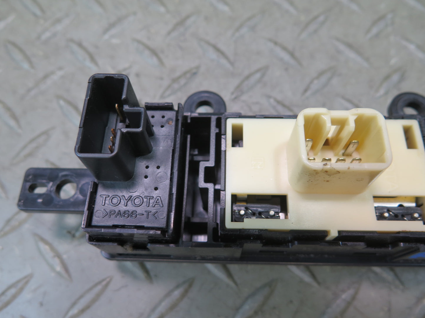 98-05 Lexus GS300 GS400 GS430 Snow ECT VSC Heated Seat Switch Panel Black OEM