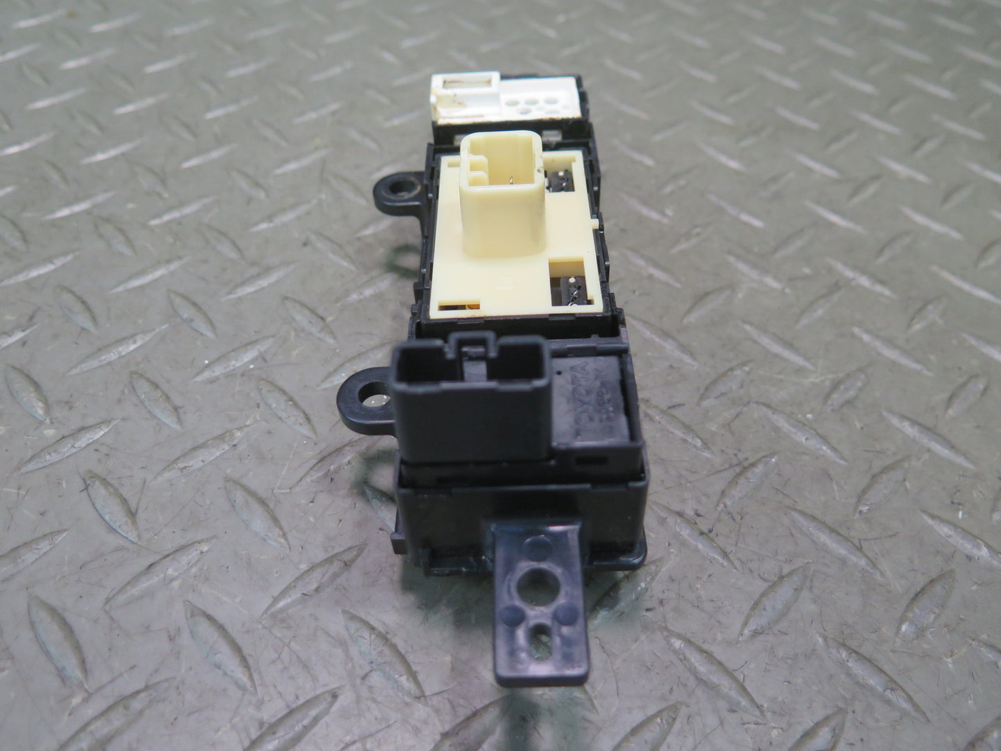 98-05 Lexus GS300 GS400 GS430 Snow ECT VSC Heated Seat Switch Panel Black OEM