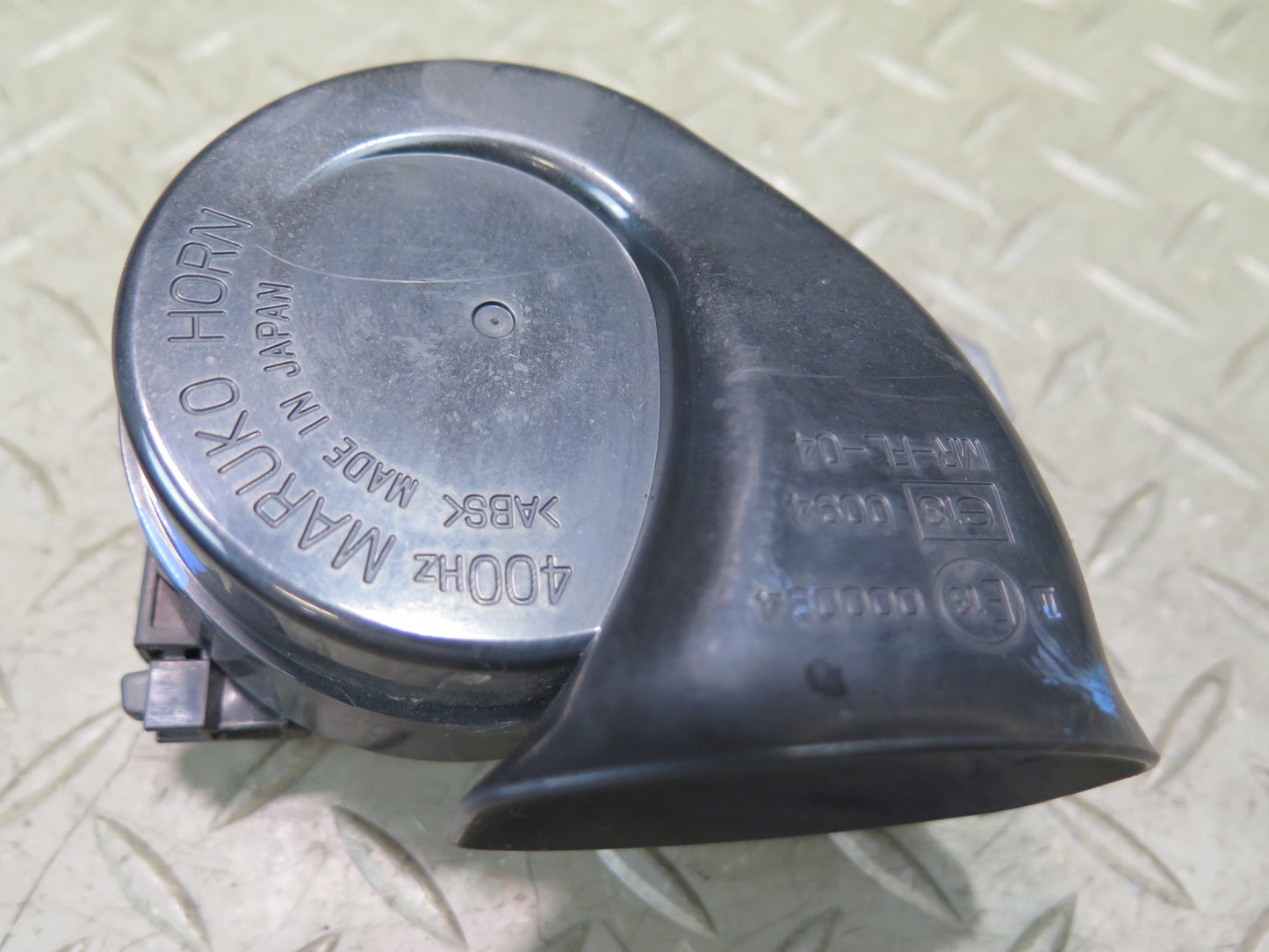 01-05 Lexus GS300 GS430 High & Low Tone Note Pitch Horn Signal Siren Set OEM