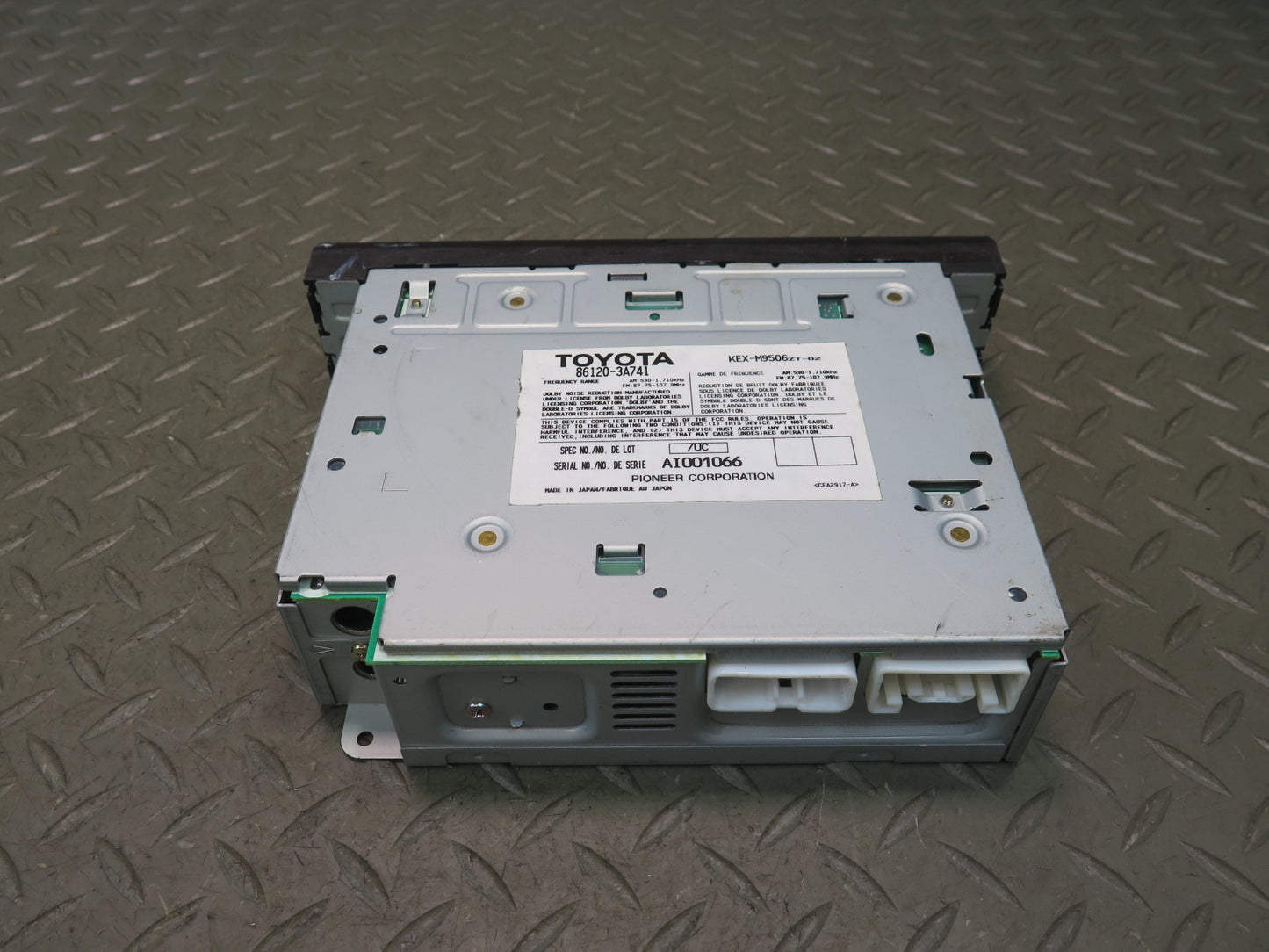 01-03 Lexus GS300 GS430 Pioneer Cassette Radio Player Receiver 86120-3A741 OEM