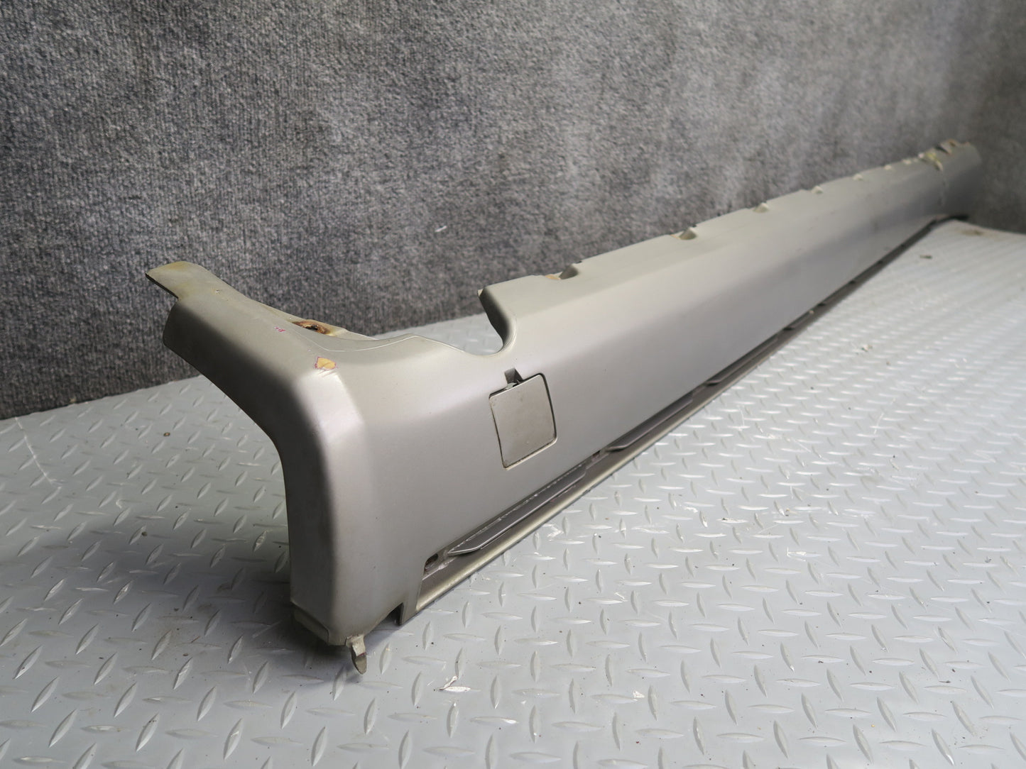 90-93 Mercedes W124 300E Left & Right Side Skirt Rocker Panel Molding Set OEM