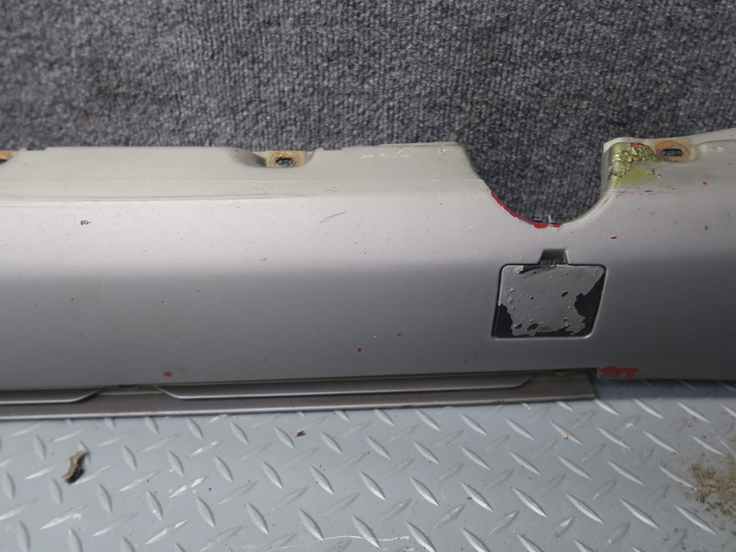 90-93 Mercedes W124 300E Left & Right Side Skirt Rocker Panel Molding Set OEM