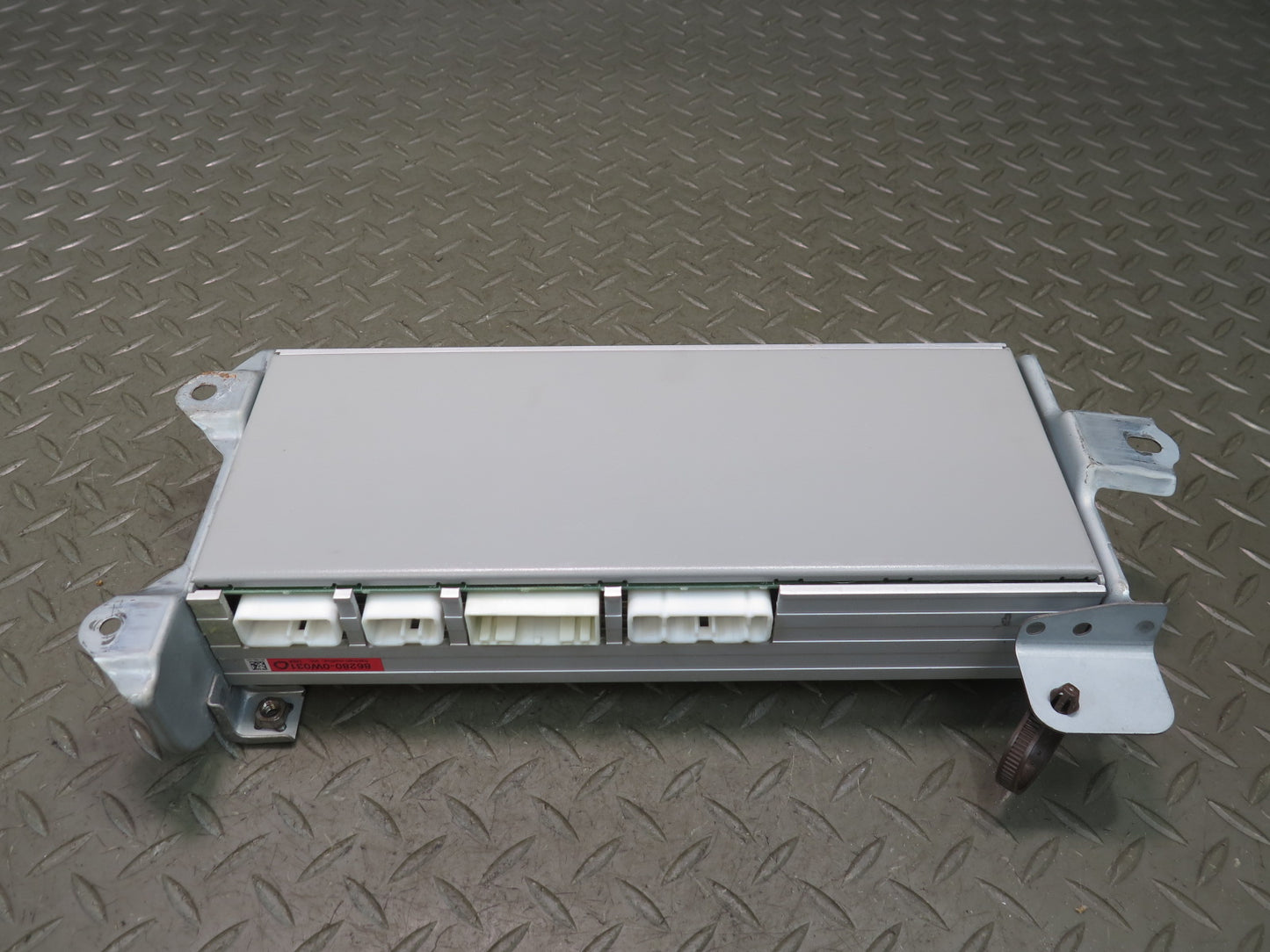 01-05 Lexus UZS160 GS300 GS430 Mark Levinson Audio AMP Amplifier 86280-0W031 OEM