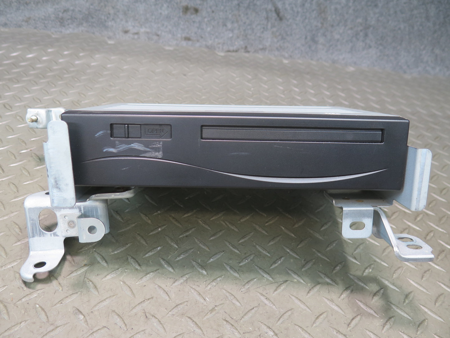02-05 Lexus UZS160 GS300 GS430 GPS Navigation DVD Drive Player 86841-33060 OEM