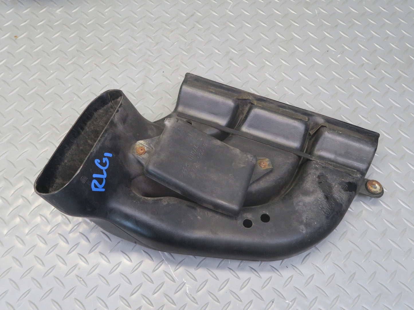 01-05 Lexus GS430 Air Intake Cleaner Filter Box w MAF Sensor & Duct Assy OEM