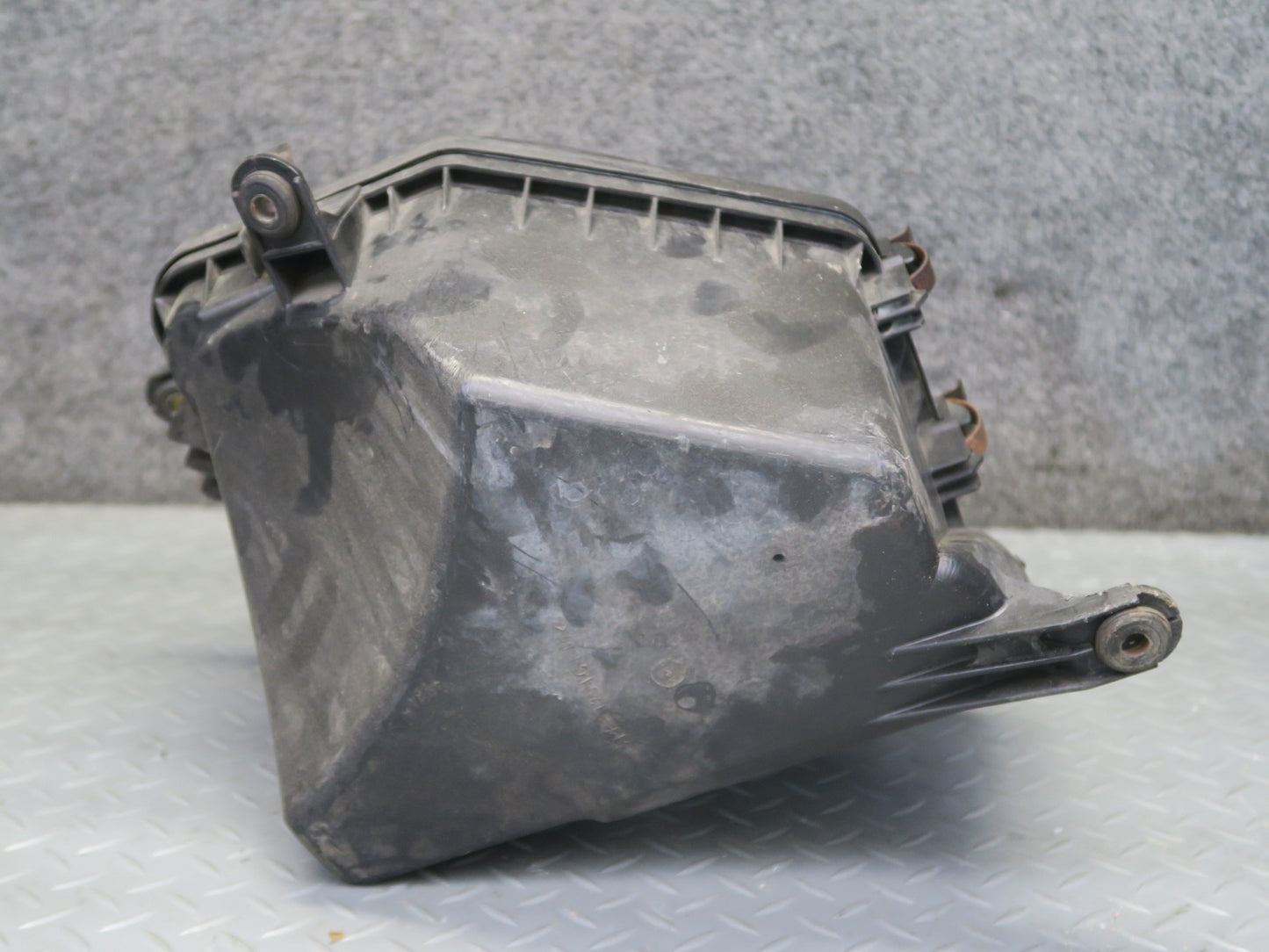 01-05 Lexus GS430 Air Intake Cleaner Filter Box w MAF Sensor & Duct Assy OEM