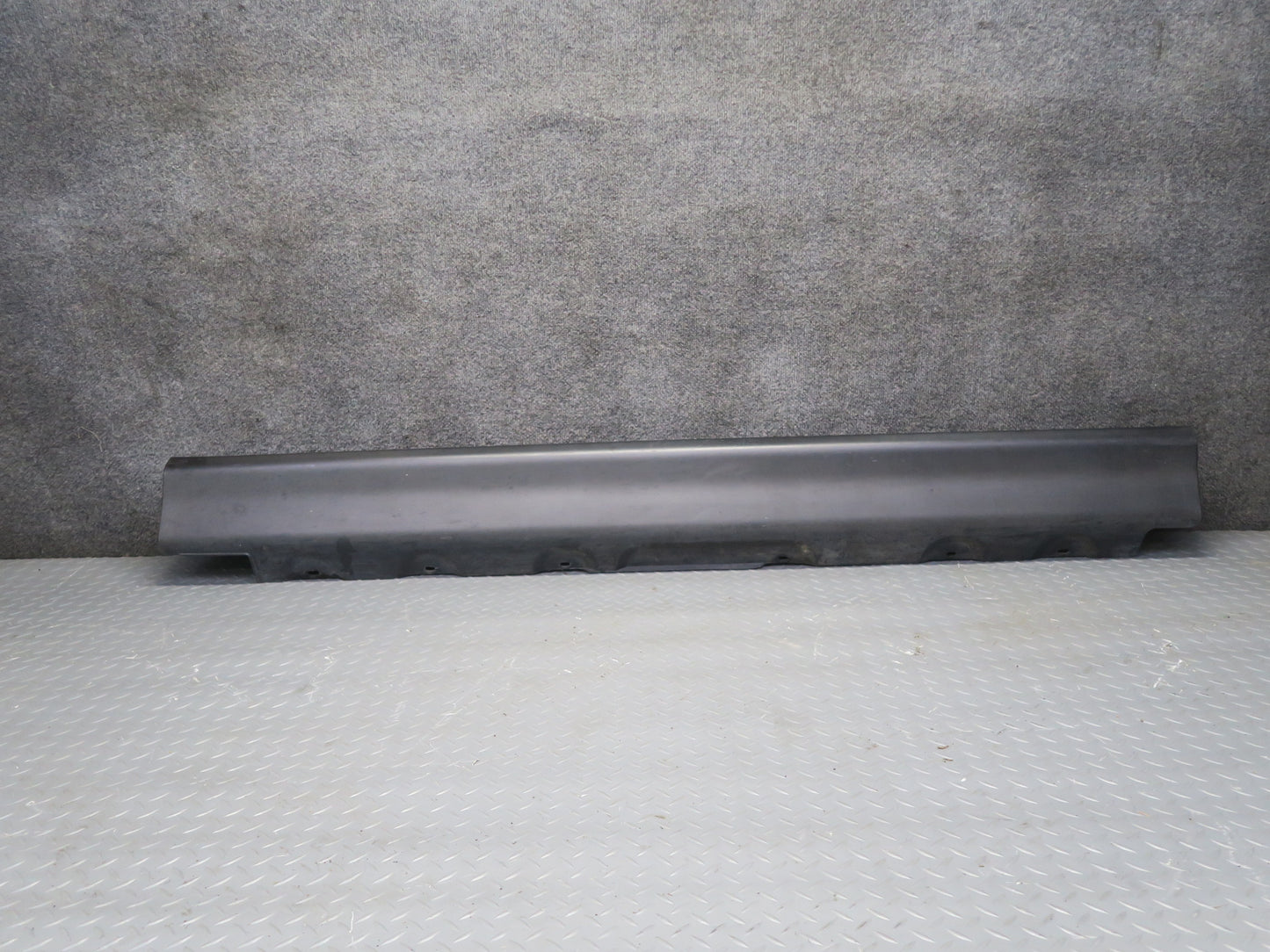 00-06 BMW E53 X5 Side Skirt Rocker Panel Molding Support Frame Set OEM
