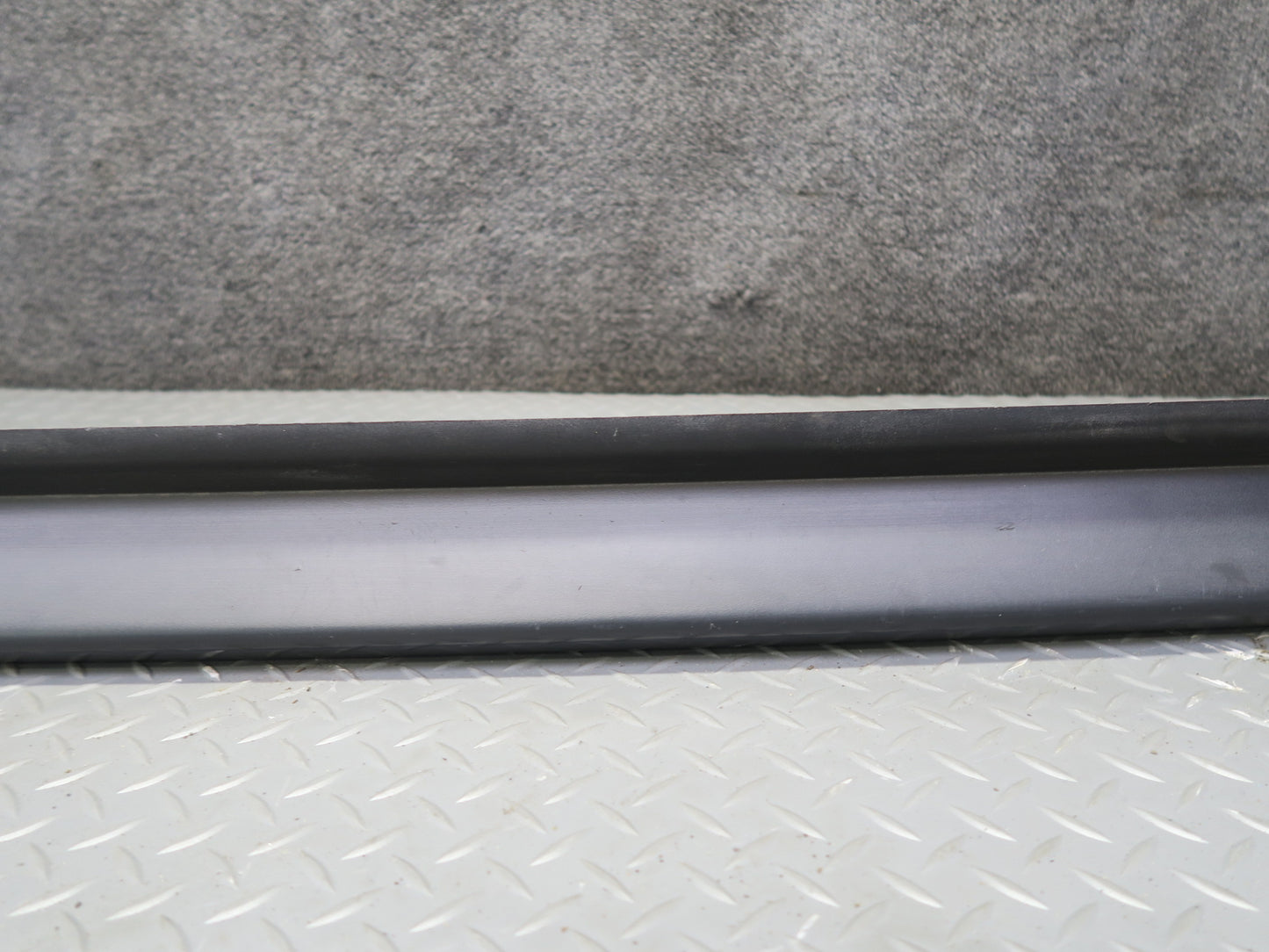 00-06 BMW E53 X5 Side Skirt Rocker Panel Molding Support Frame Set OEM