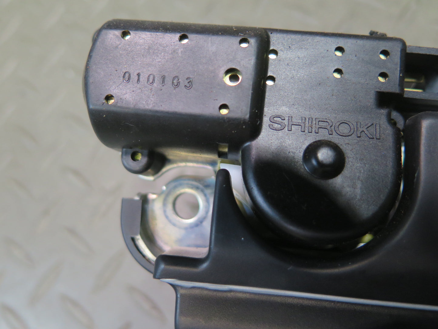 01-05 Lexus JZS160 GS300 GS430 Rear Trunk Lock Latch Actuator OEM
