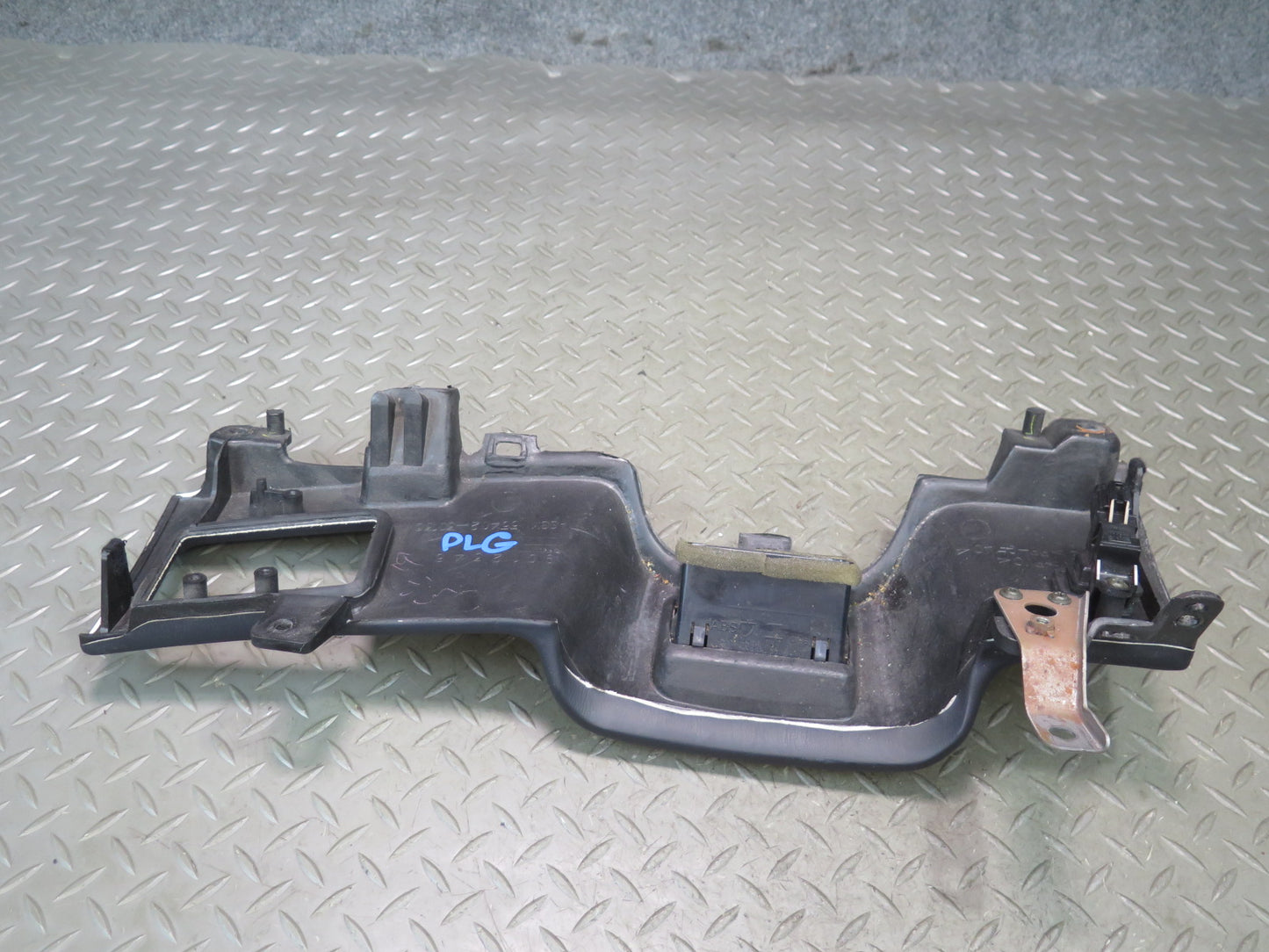 98-05 Lexus UZS160 GS300 GS400 GS430 Dash Front Left Lower Knee Trim Panel OEM