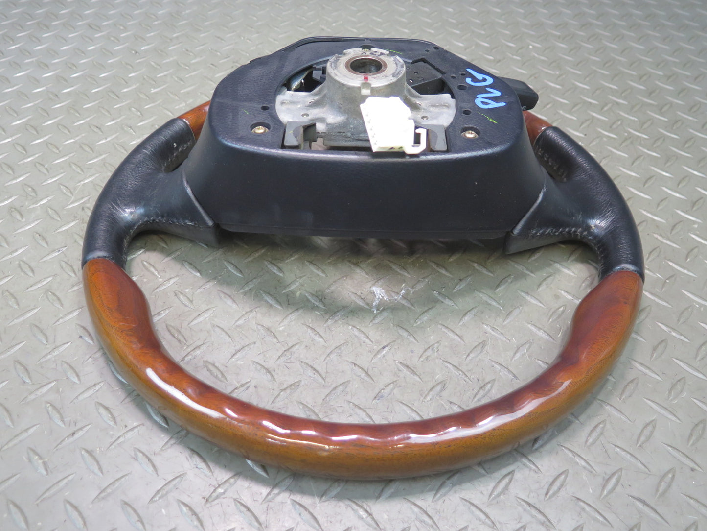 01-05 Lexus UZS160 GS300 GS430 Leather Wood Steering w Controls OEM