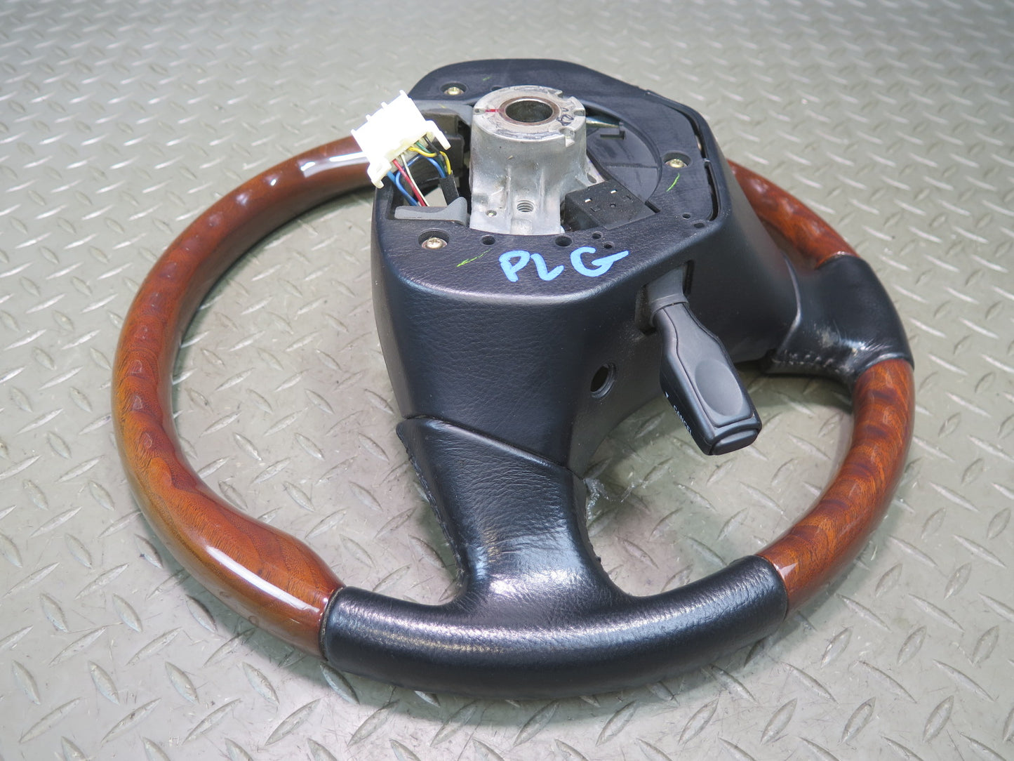 01-05 Lexus UZS160 GS300 GS430 Leather Wood Steering w Controls OEM