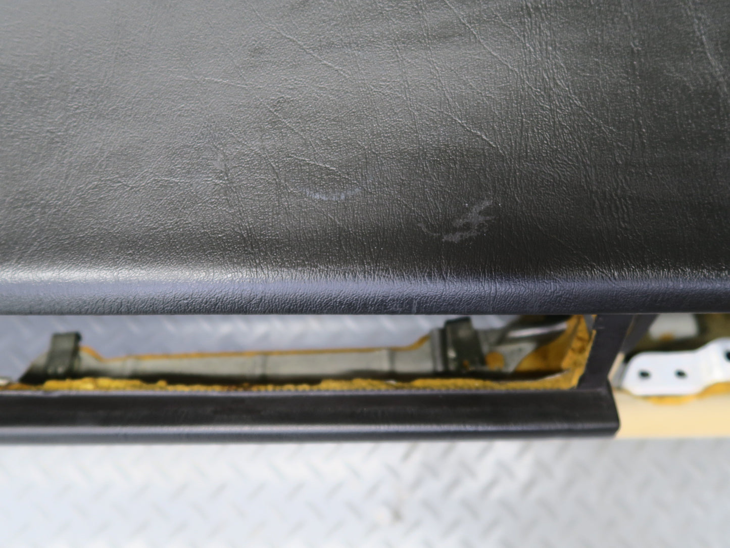 90-93 Mercedes W124 300E Dashboard Dash Instrument Panel Cover Panel OEM