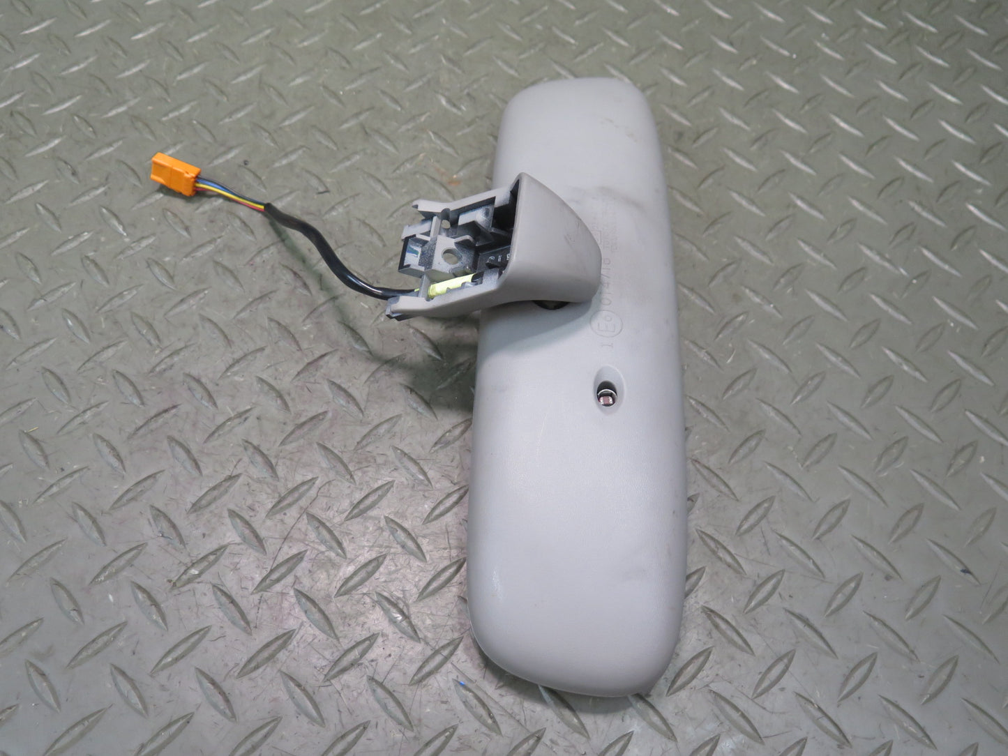01-05 Lexus UZS160 GS300 GS430 Auto Dimming Interior Rear View Mirror Gray OEM