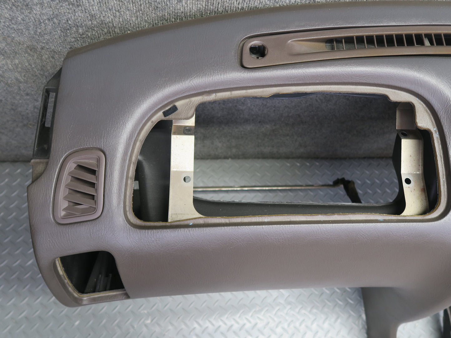 95-97 Nissan Gloria HY33 VIP RHD Front Dash Dashboard Instrument Cover Panel OEM