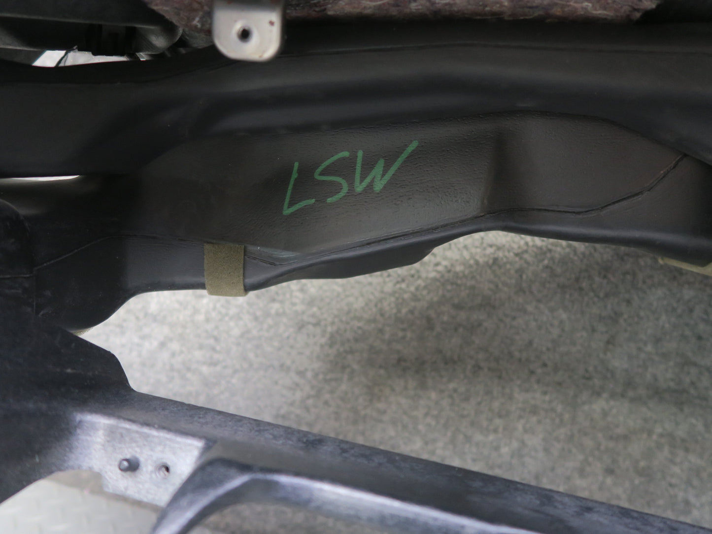 04-06 Lexus UCF30L LS430 Dashboard Dash Instrument Trim Cover Panel Black OEM