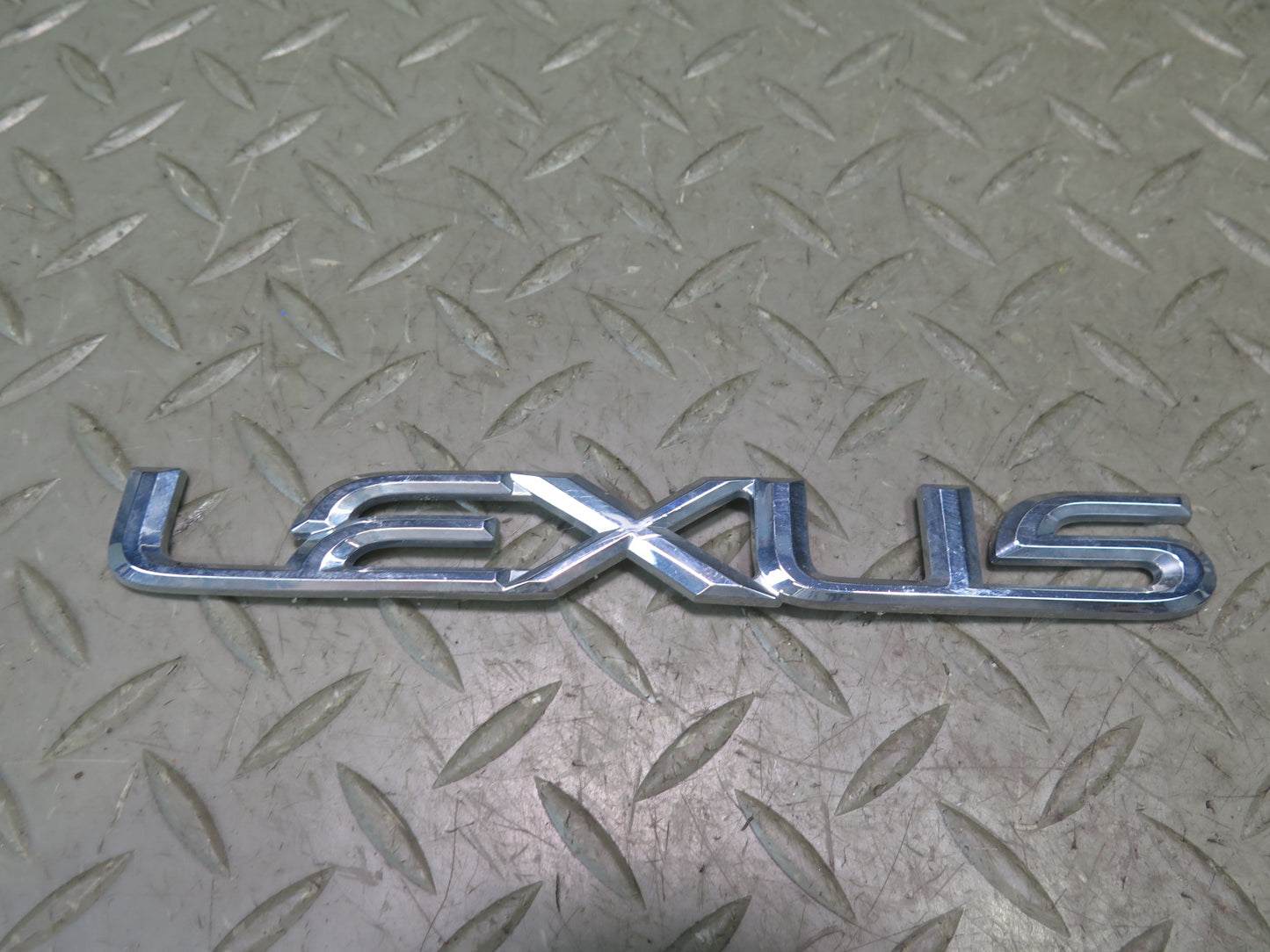 01-05 Lexus UZS160 GS430 Rear Trunk Lid Emblem Logo Badge Symbol Set OEM