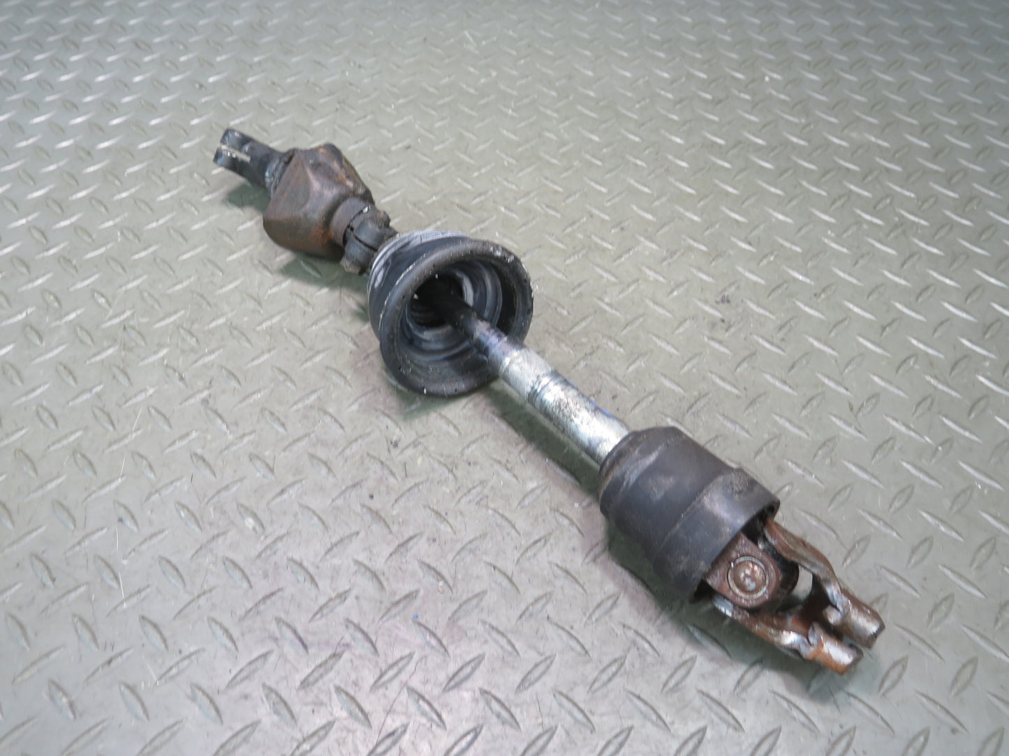 98-03 Lexus UZS160 GS430 Steering Column Intermediate Linkage U Joint Shaft OEM