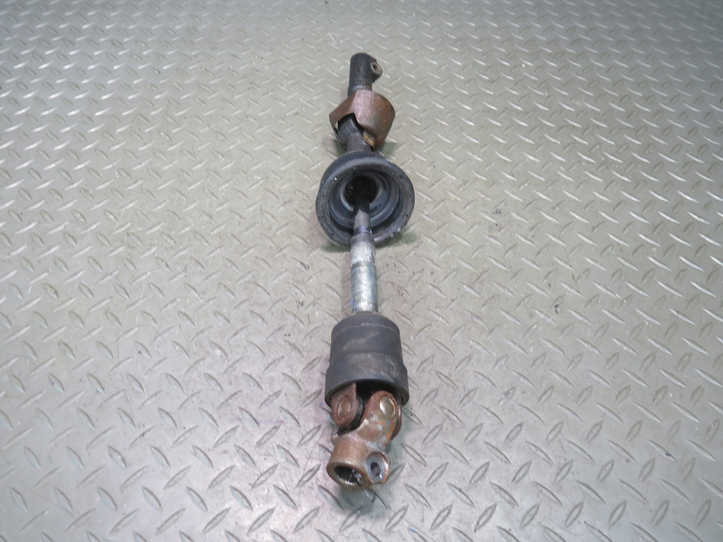 98-03 Lexus UZS160 GS430 Steering Column Intermediate Linkage U Joint Shaft OEM