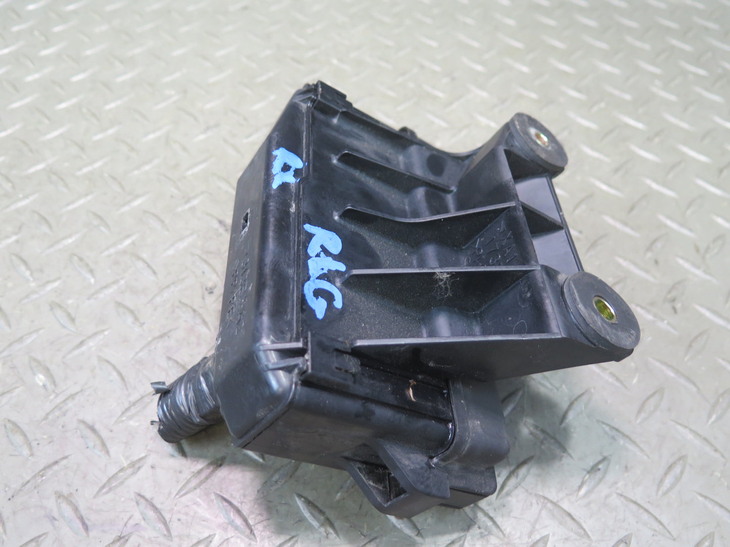 01-05 Lexus JZS160 GS430 Underhood Fuse Relay Box 3138XA2 OEM