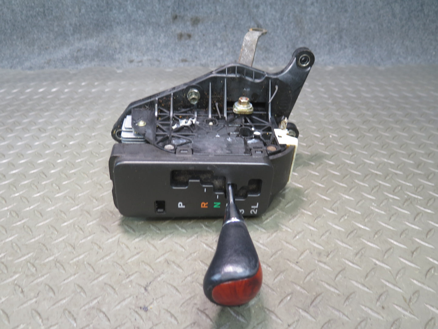 01-05 Lexus GS430 GS300 A/T Automatic Transmission Gear Shifter w Knob OEM