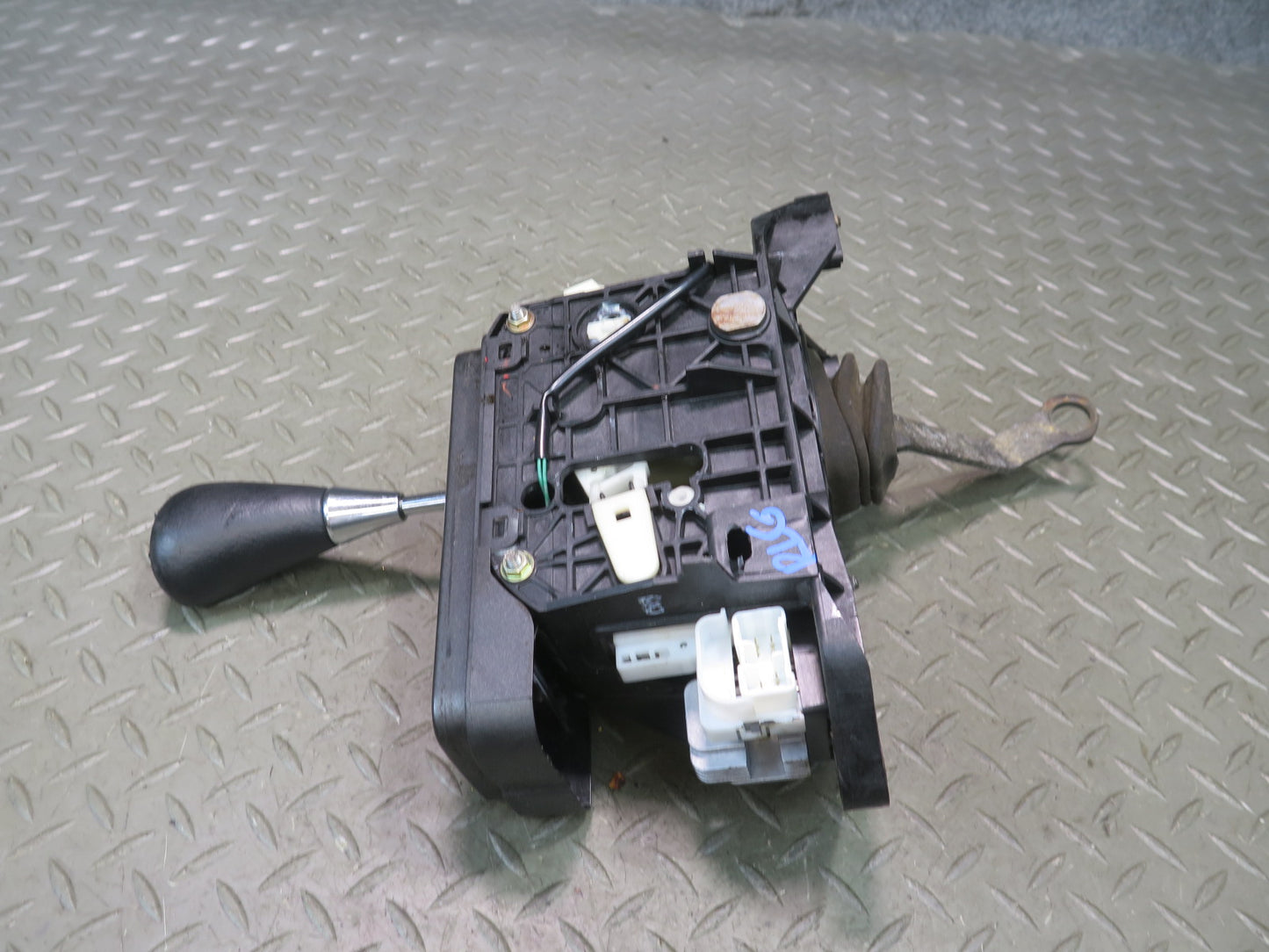01-05 Lexus GS430 GS300 A/T Automatic Transmission Gear Shifter w Knob OEM