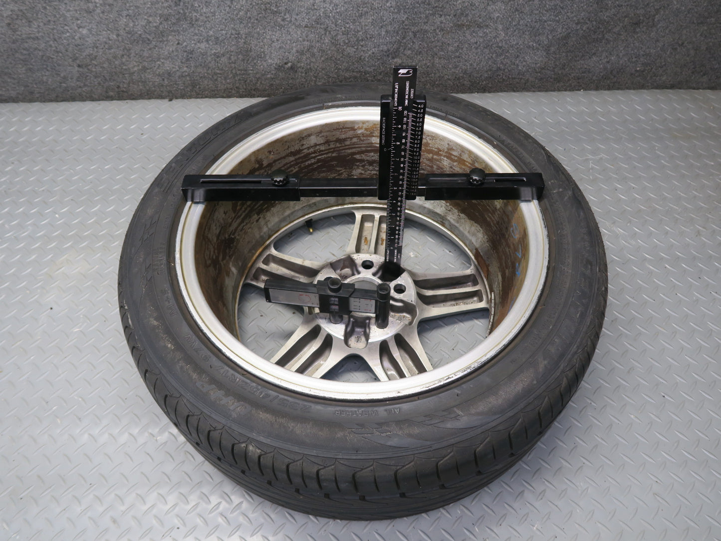98-02 Lexus GS300 GS430 R17 17" Alloy Wheel Rim 17x8J ET50 w Tire 235/45 OEM