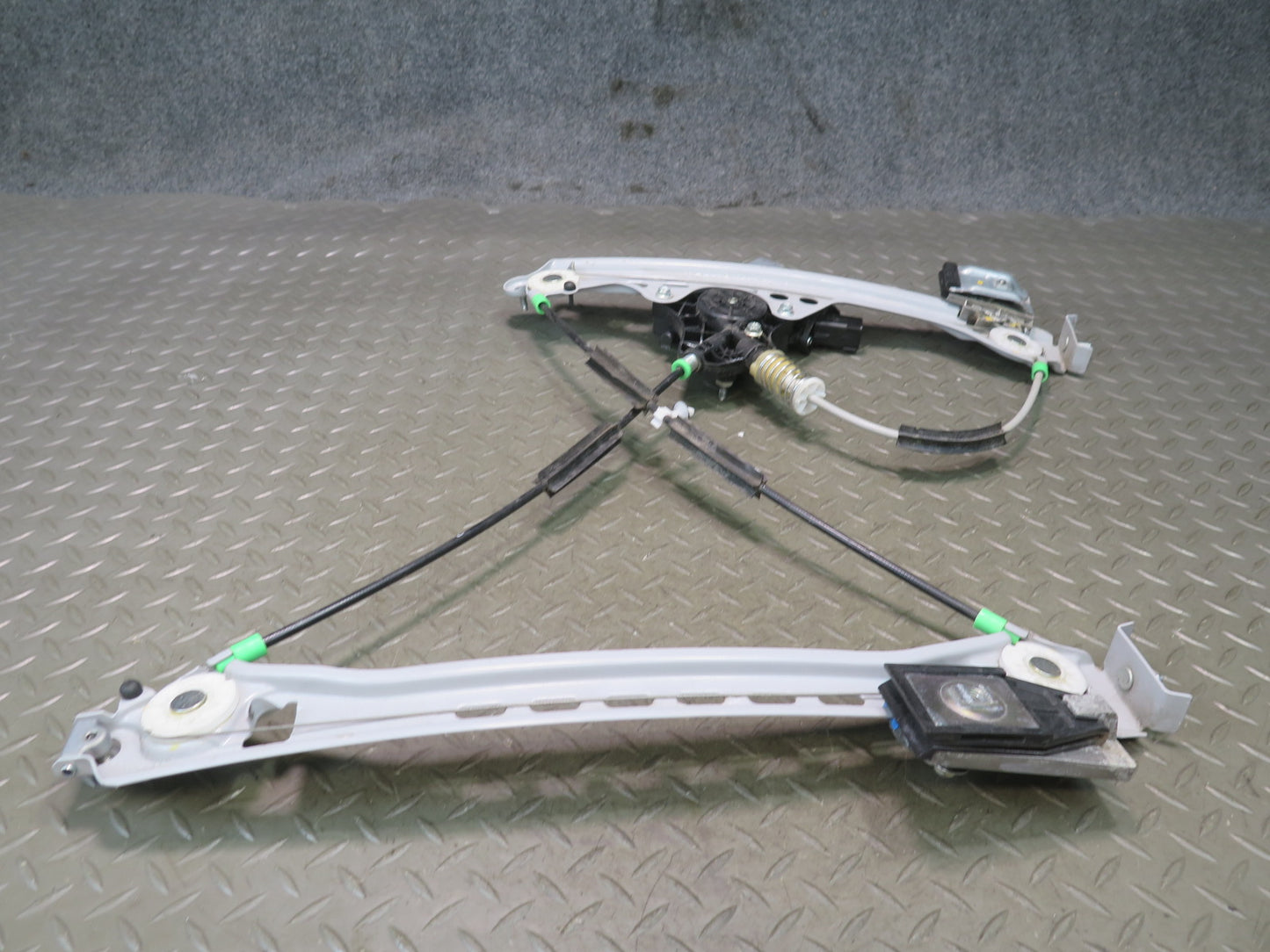 14-19 Chevrolet Corvette C7 Right Door Window Regulator w Motor OEM
