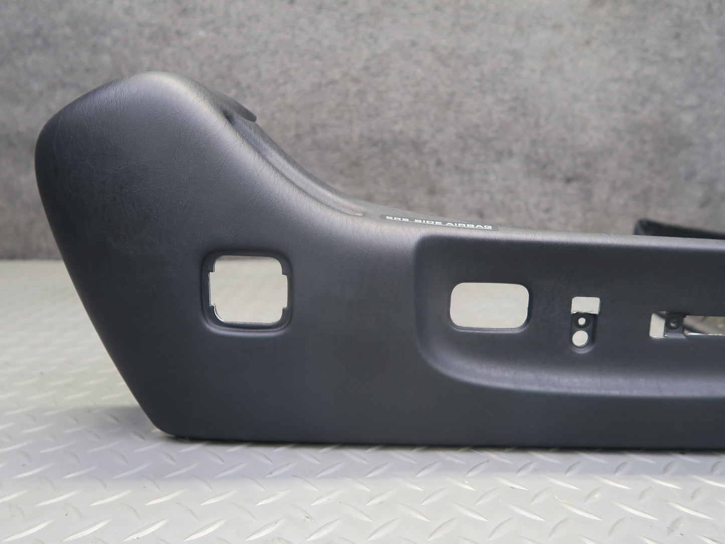 01-05 Lexus UZS160 GS300 GS430 Front Right Seat Trim Cover Panel Black OEM