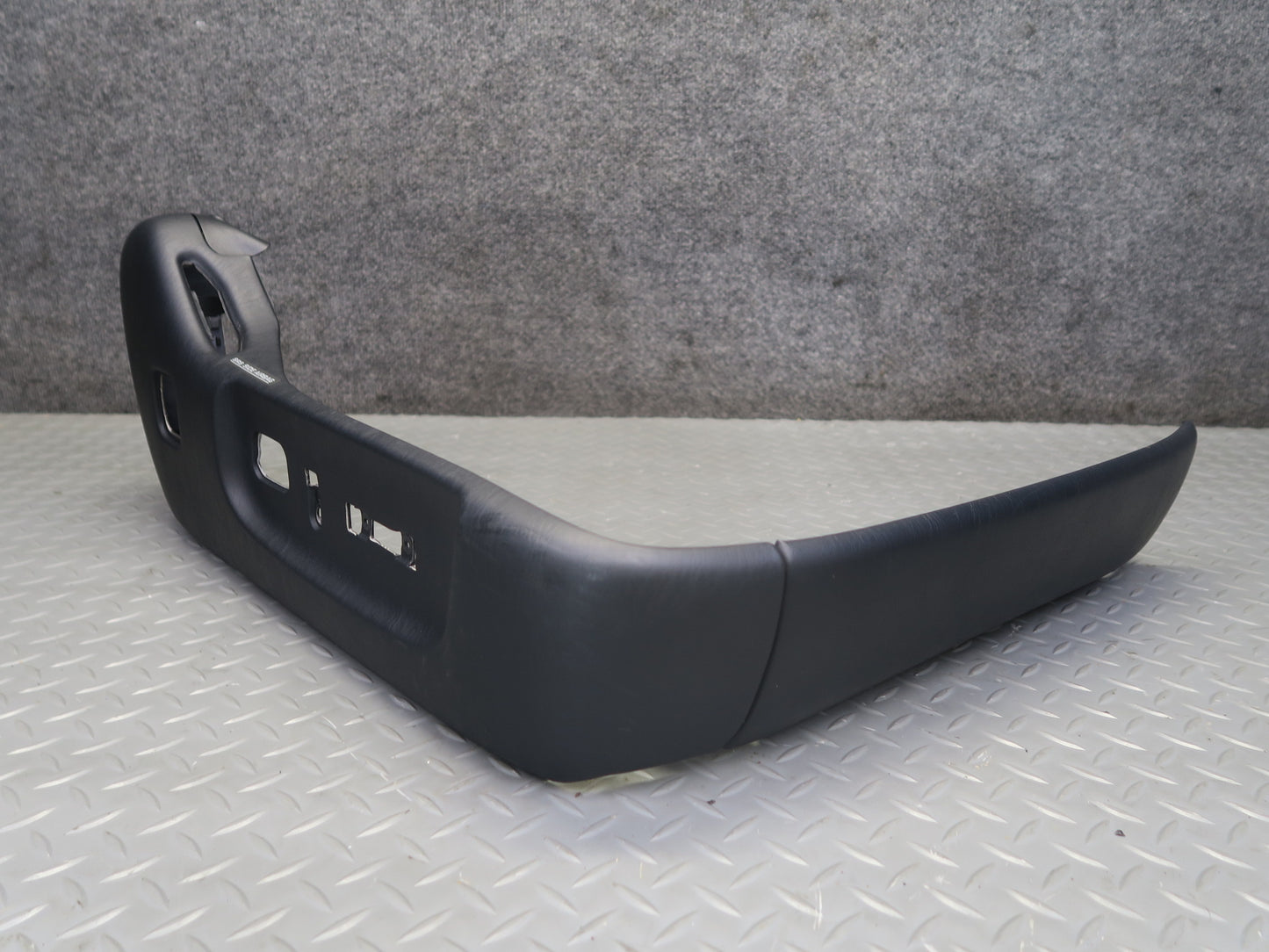 01-05 Lexus UZS160 GS300 GS430 Front Right Seat Trim Cover Panel Black OEM