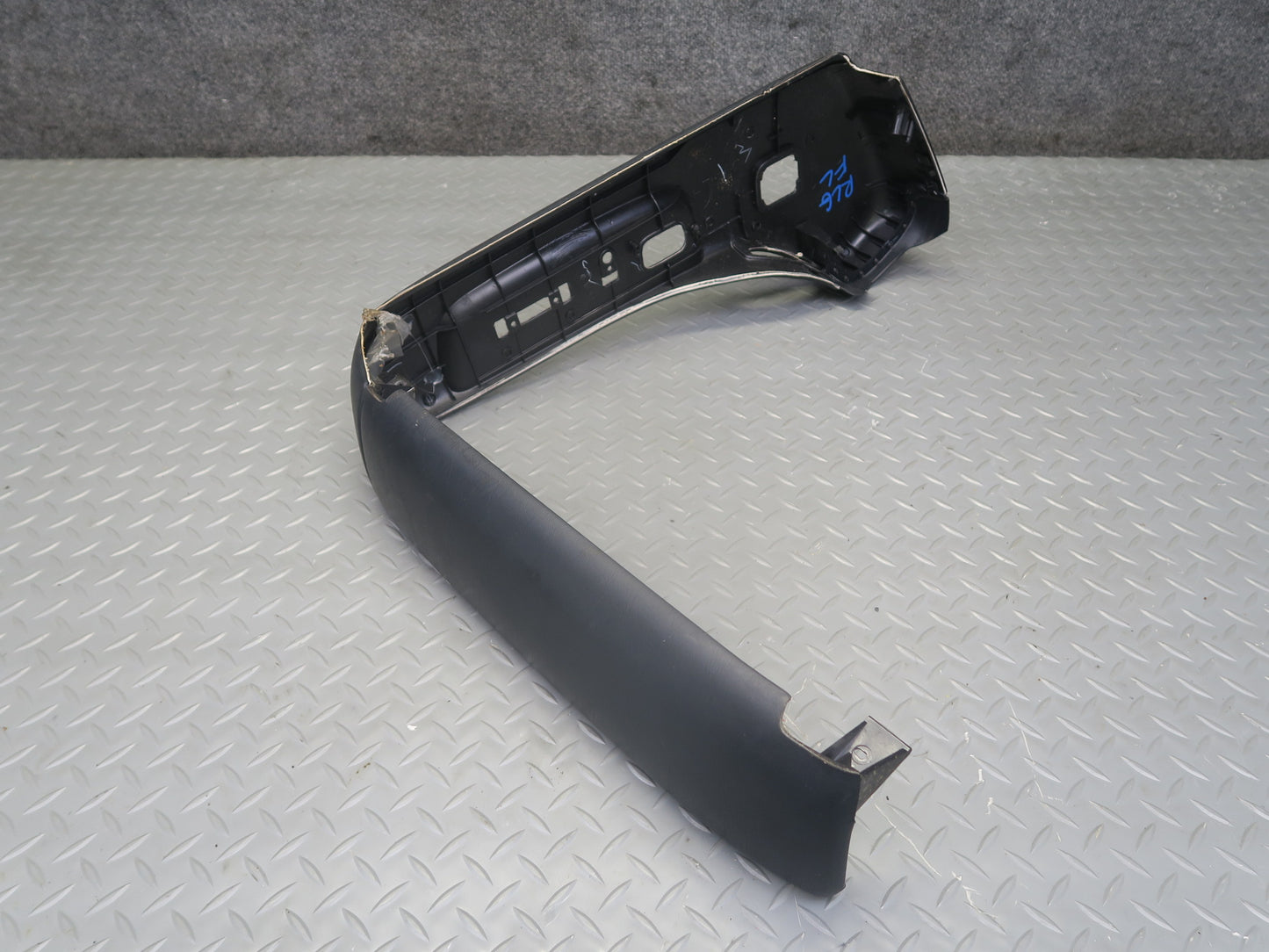 01-05 Lexus UZS160 GS300 GS430 Front Left Seat Trim Cover Panel  Black OEM