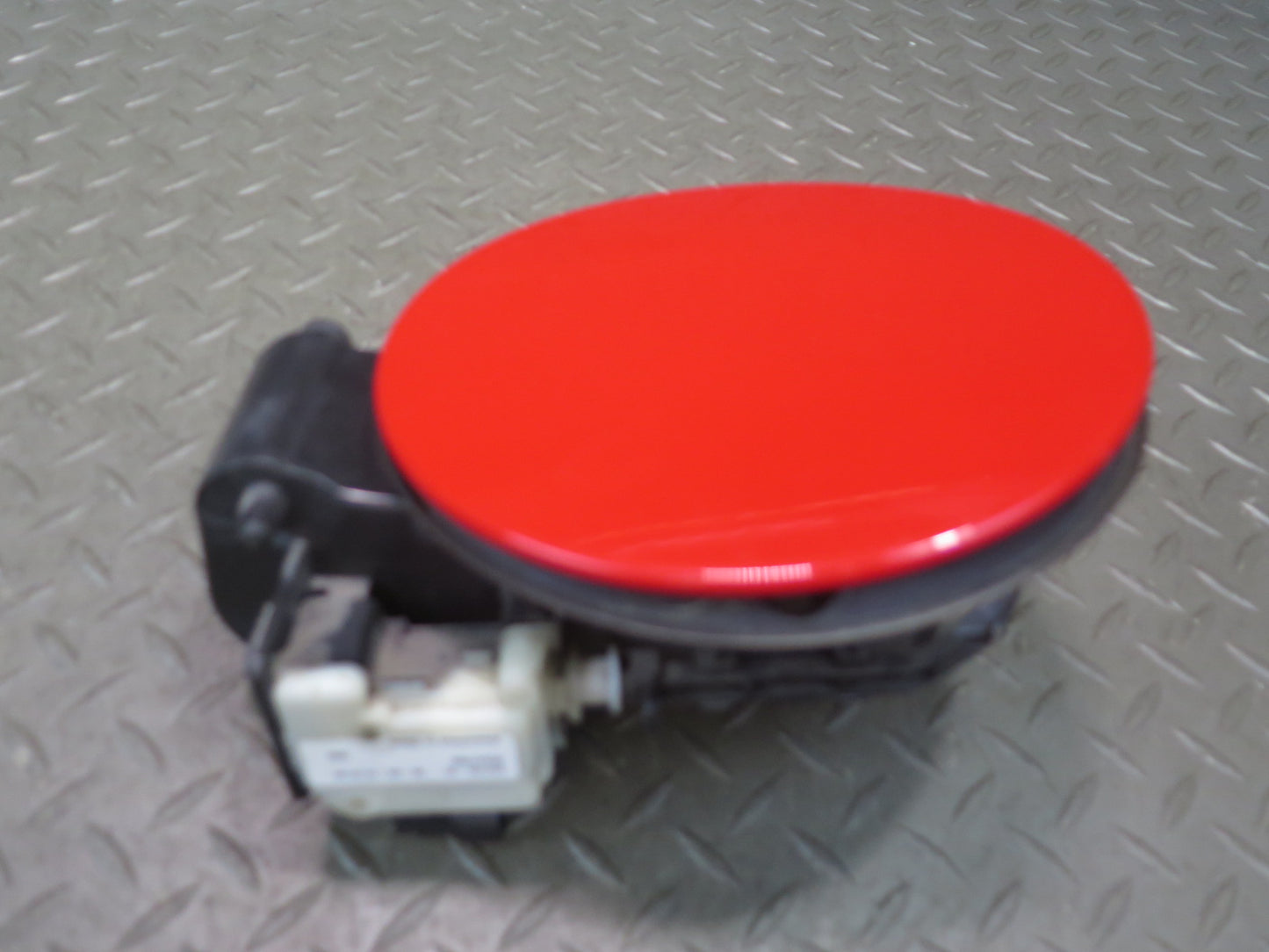 15-19 Chevrolet Corvette C7  Fuel Tank Filler Door Lid w Actuator OEM