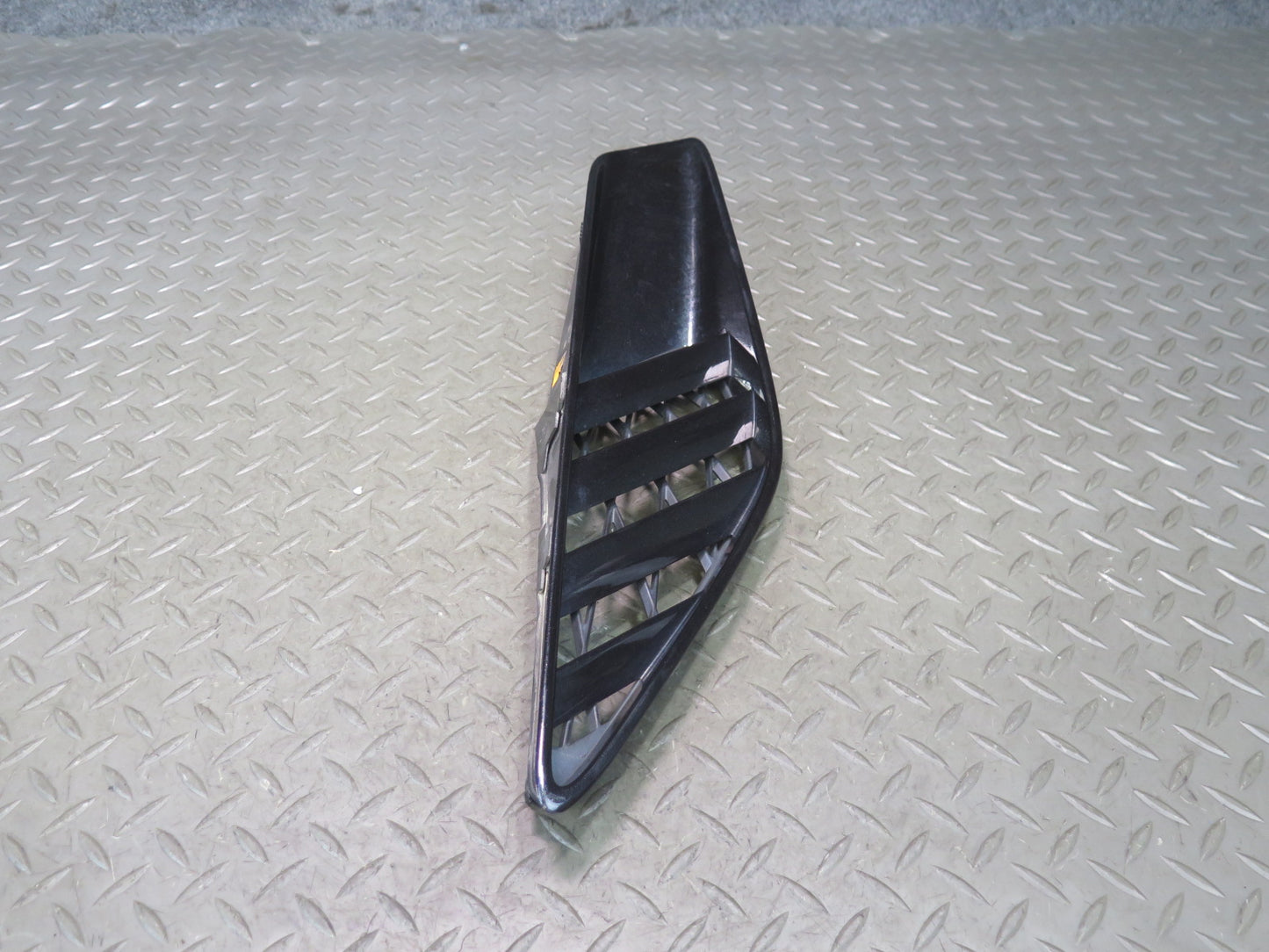 14-19 Chevrolet Corvette C7 Set of 2 Rear Quarter Air Vent Scoop Bezel Panel OEM