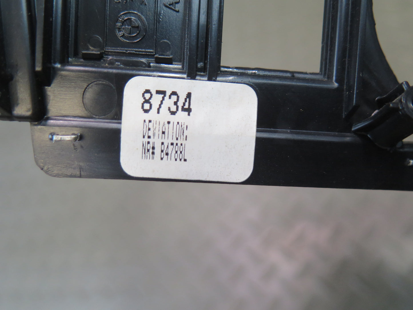 00-02 BMW E36/7 Z3 Center Console A/C Heater Switch Trim Panel Black OEM