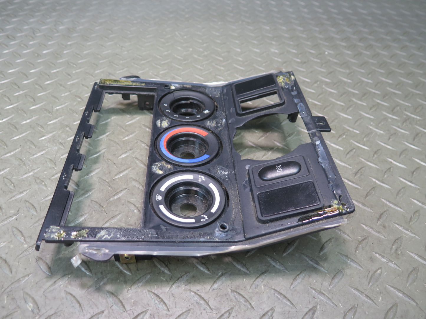 00-02 BMW E36/7 Z3 Center Console A/C Heater Switch Trim Panel Black OEM
