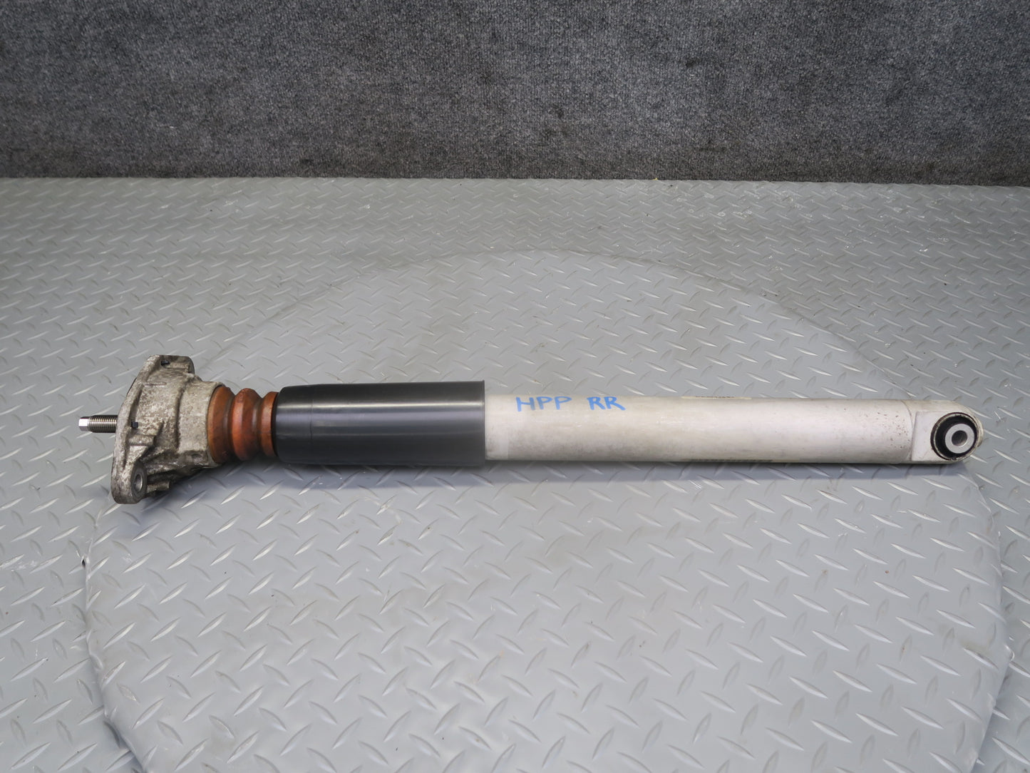 2014-2016 Porsche Panamera 4 970 Rear Left & Right Door Shock Strut Support Set