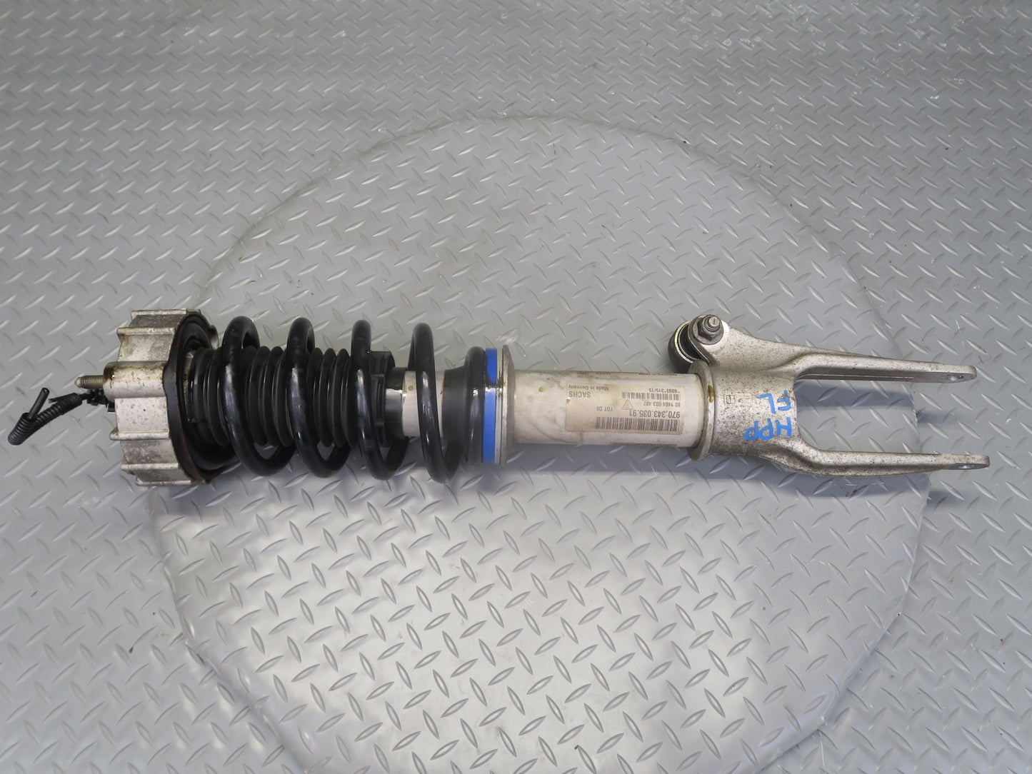 2014-2016 Porsche Panamera 4 970 Front Left & Right Side Shock Strut Support Set