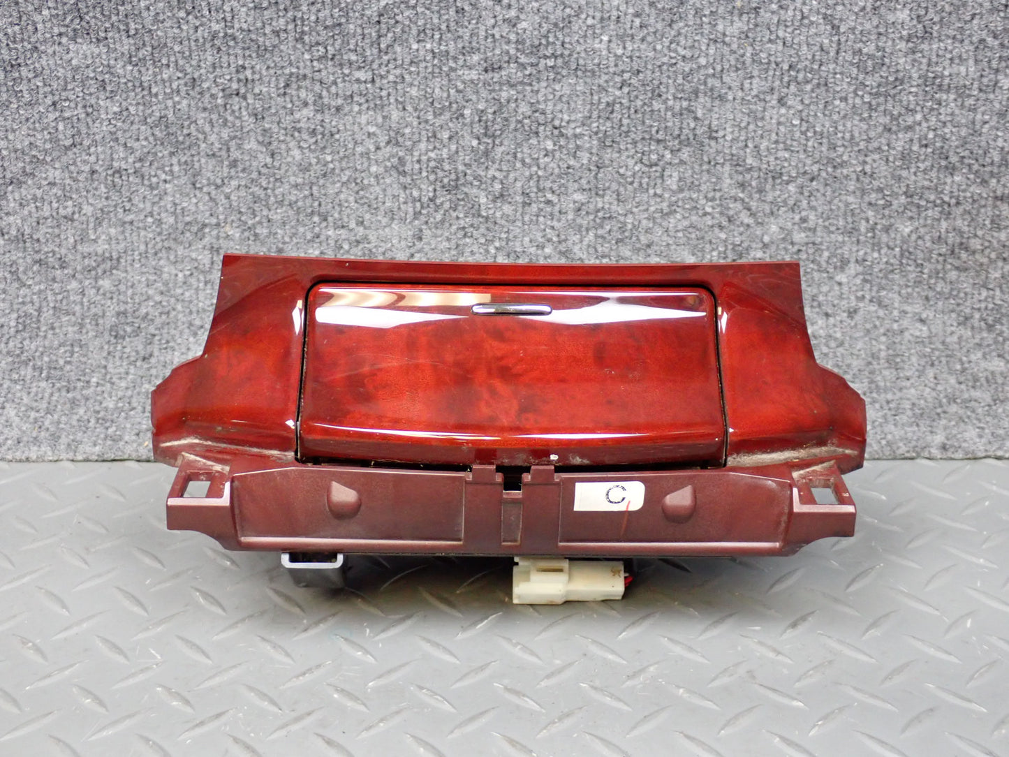 07-09 Lexus UVF46 LS460 LS460 Front Center Console Ash Tray Assembly OEM