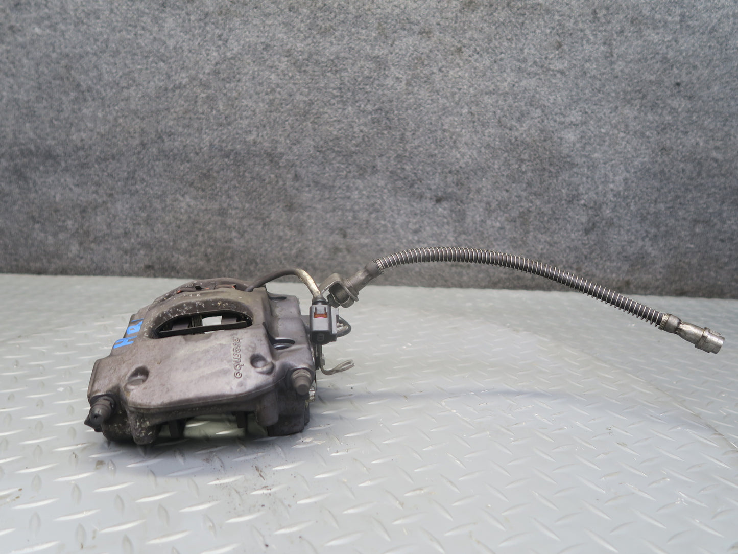 10-16 Porsche Panamera 4 970 AWD Rear Left & Right Brembo Brake Caliper Set 37K