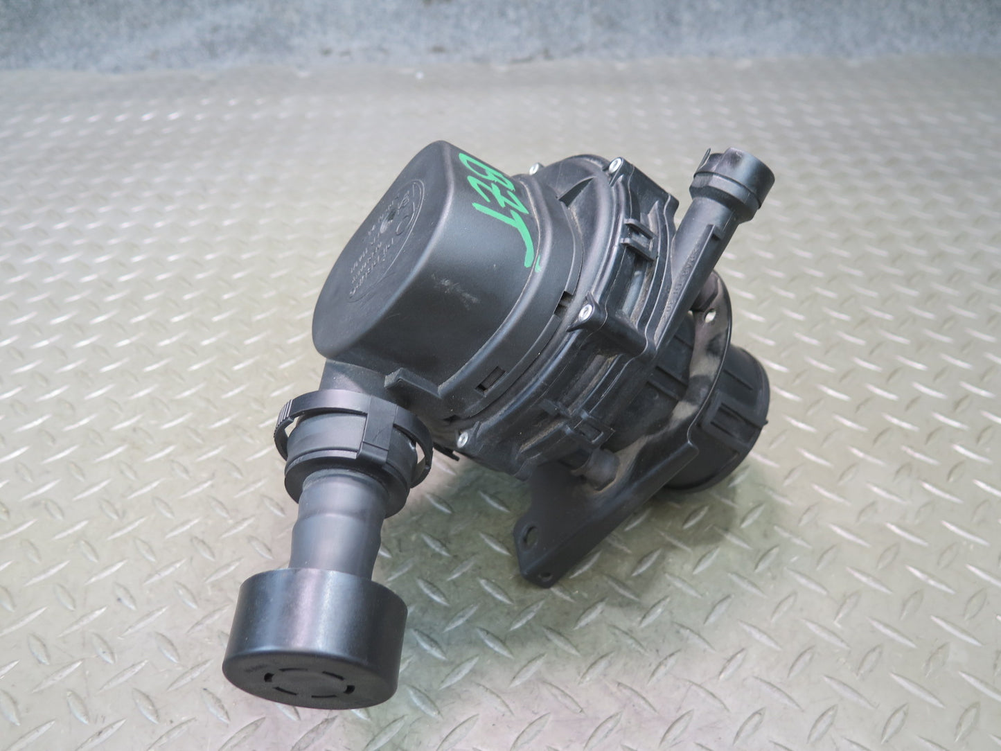 99-02 BMW E36/7 Z3 M52 M54 Smog Secondary Air Pump 1437465 OEM