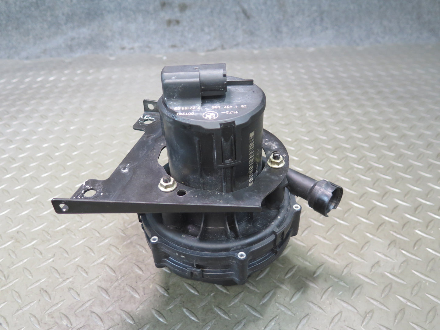 99-02 BMW E36/7 Z3 M52 M54 Smog Secondary Air Pump 1437465 OEM